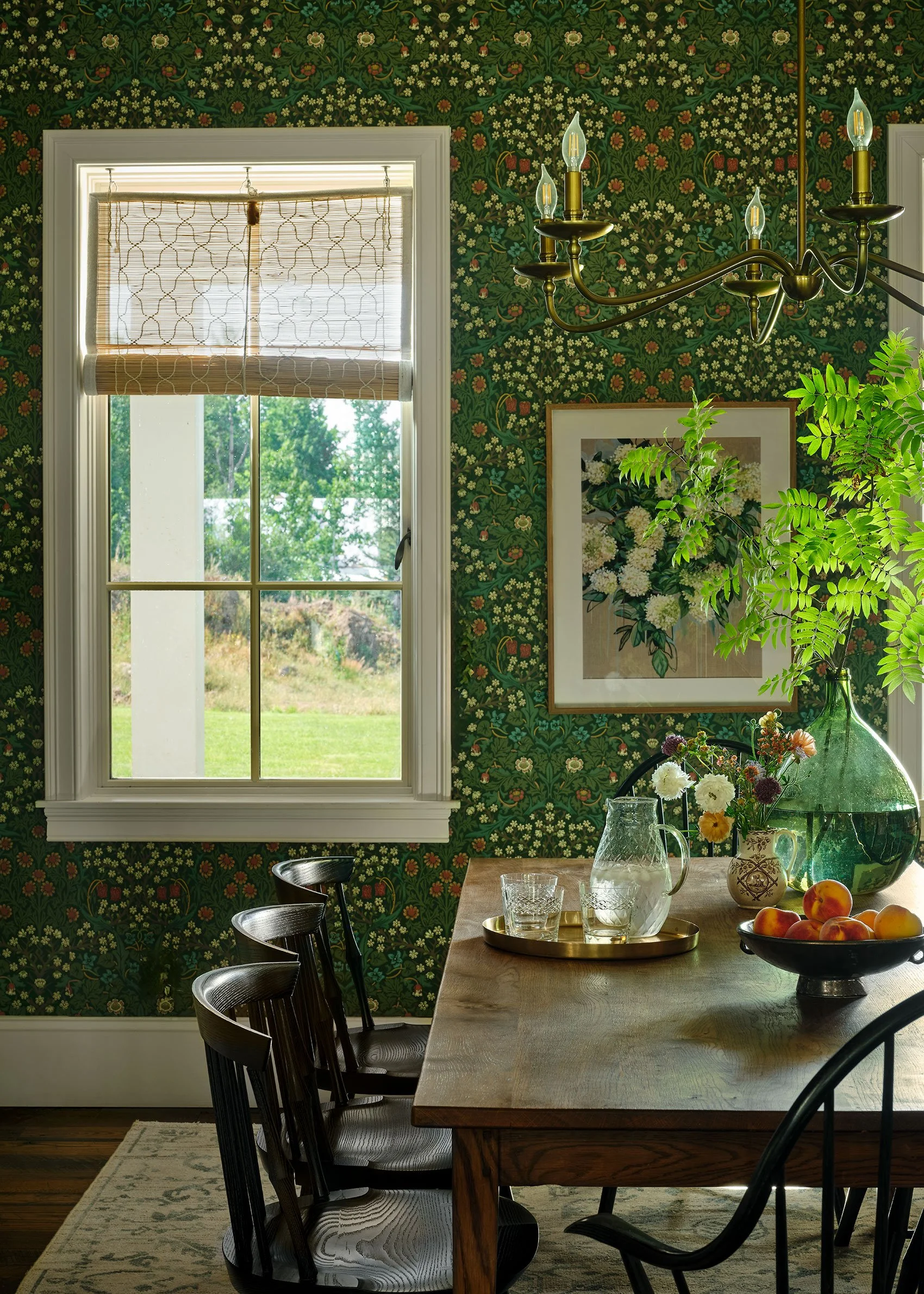 Vertical-Arts-MacGray-08-20-25-Dining-Detail-No-Cord-Web.jpg