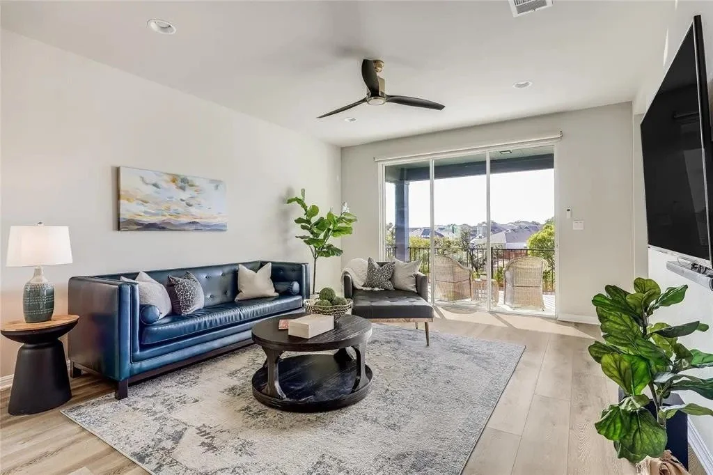 Living room.jpeg