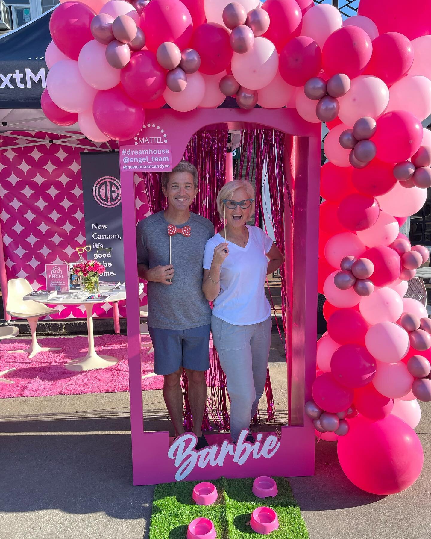 We sell Dream Houses!  Join us in the Barbie Dreamhouse at the New Canaan sidewalk sale today 9-4. Take a picture in our Barbie booth and register to win the Barbie Candy Tower from @newcanaancandyco 

@douglaselliman @douglasellimanconnecticut #elli