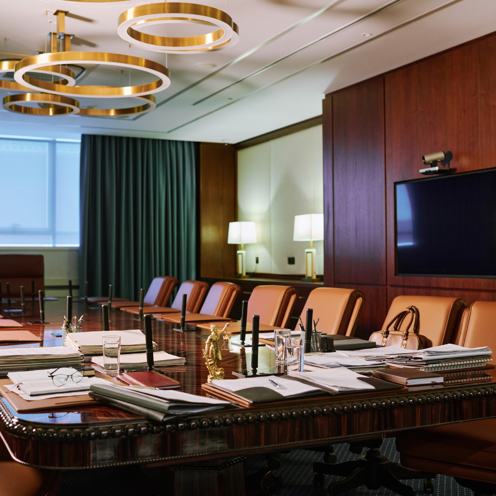 A Billionaire's Guide to Raising Money-Smart Kids