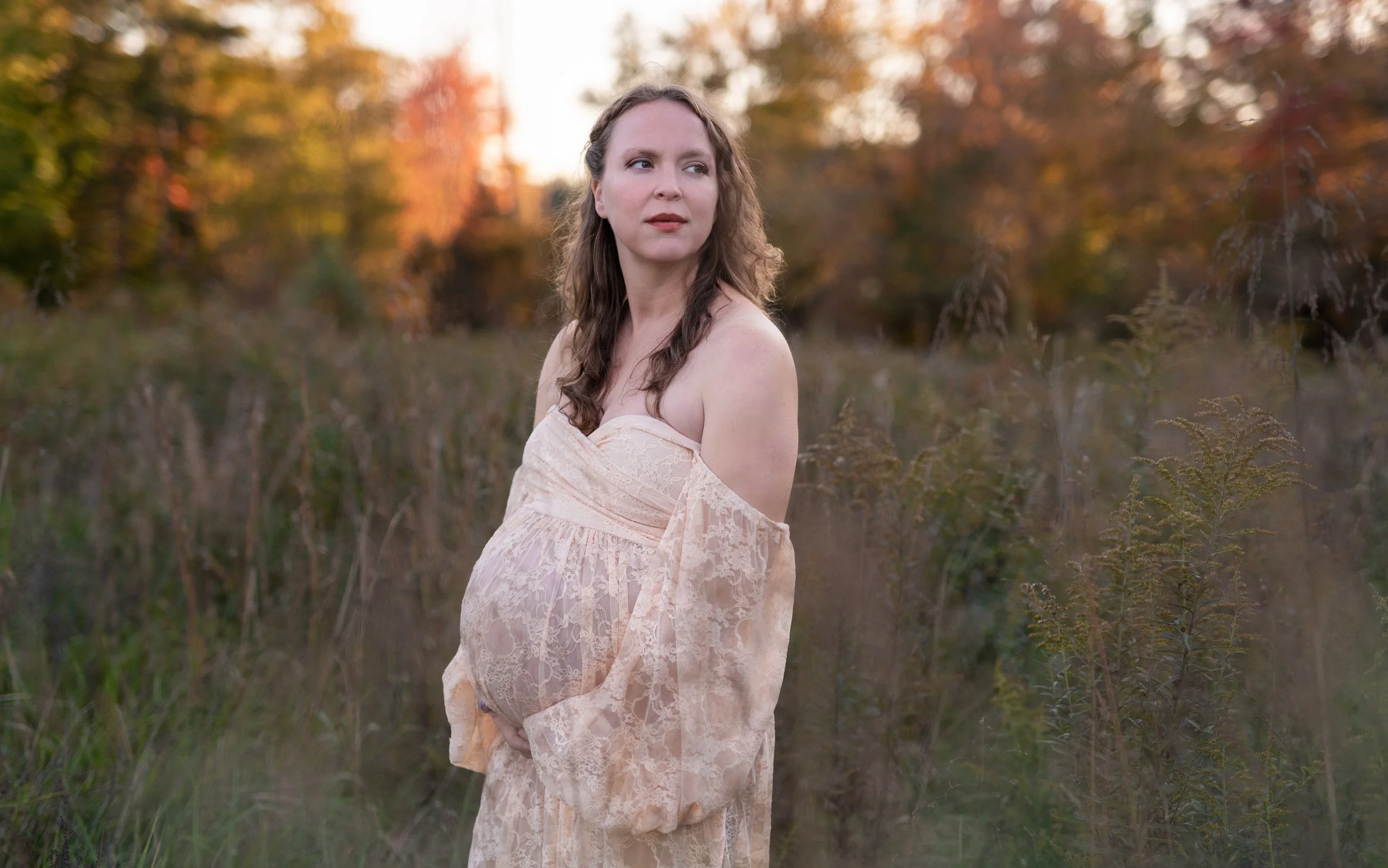 Maternity photography by Briana Woods: Boho, fall.