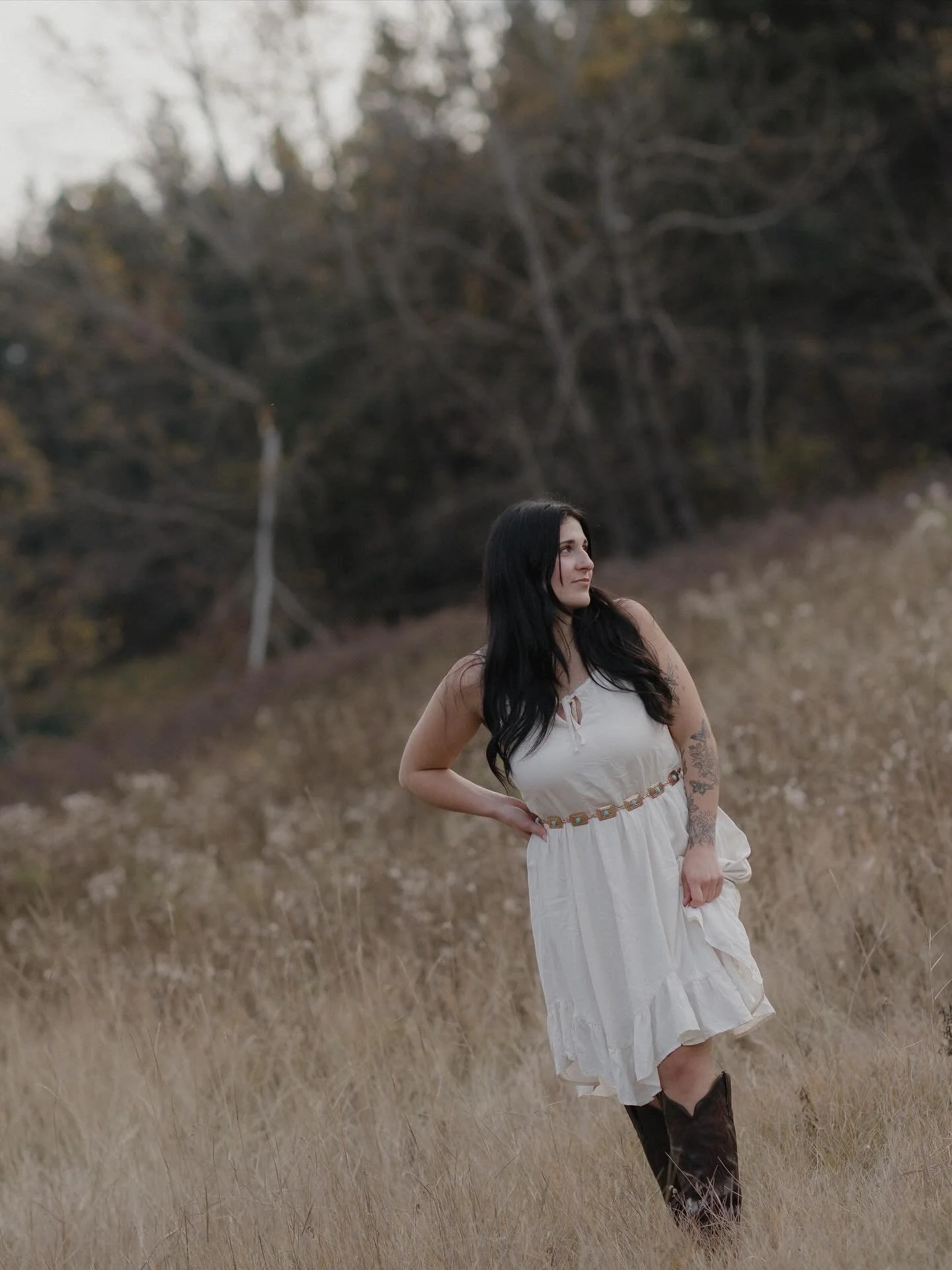 Giving away 2 portrait sessions because I clearly don&rsquo;t know how to not edit nonstop 🤍

Comment to enter the draw &mdash; can be for branding or just to have!

Also needed a reason to share these cutie pics of my sister 🤍