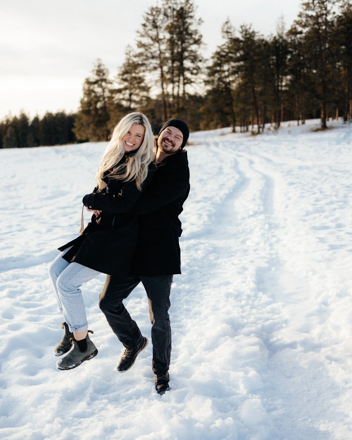 The cold isn&rsquo;t so bad when your heart is filled with this much love ❥