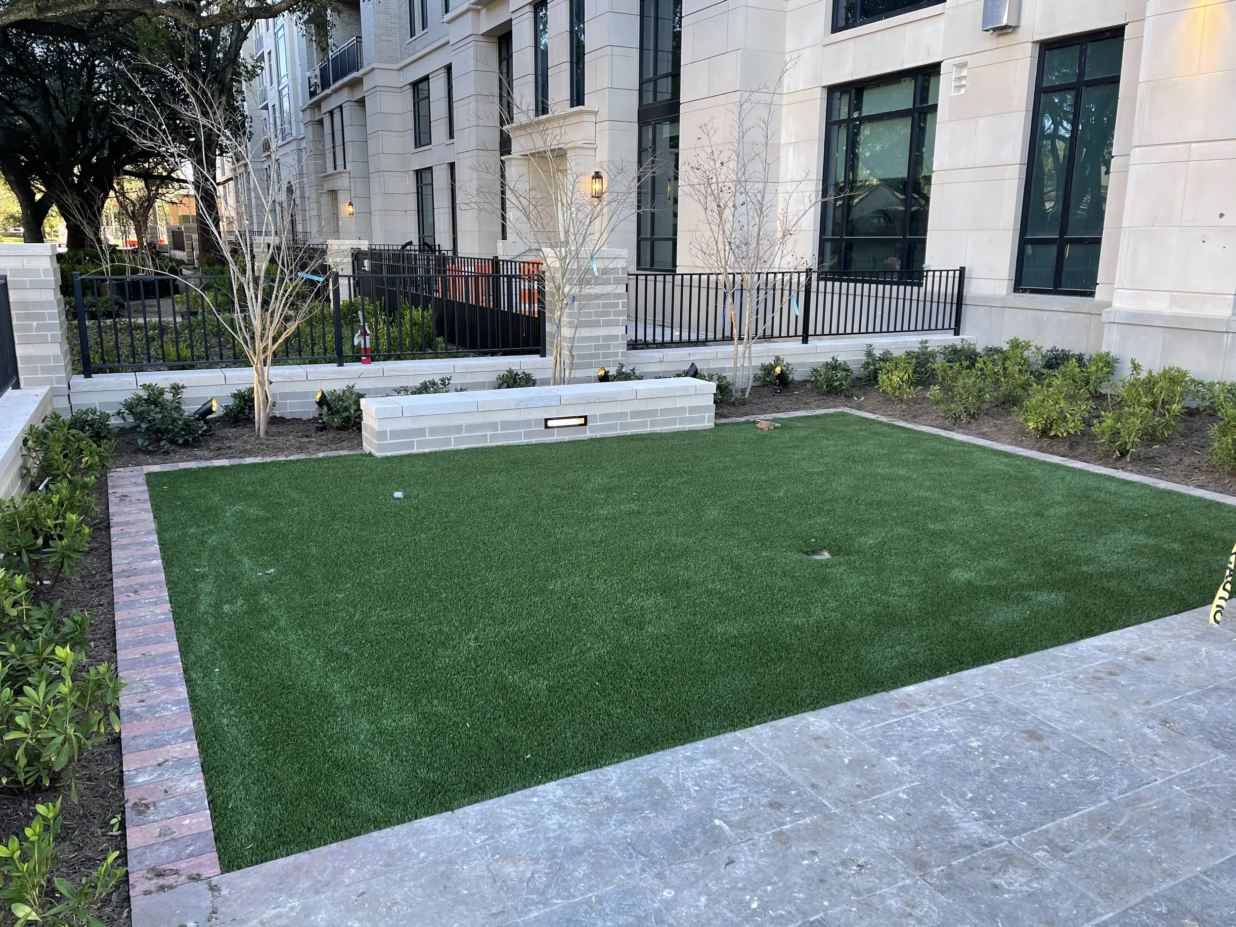 Novel River Oaks10.jpeg