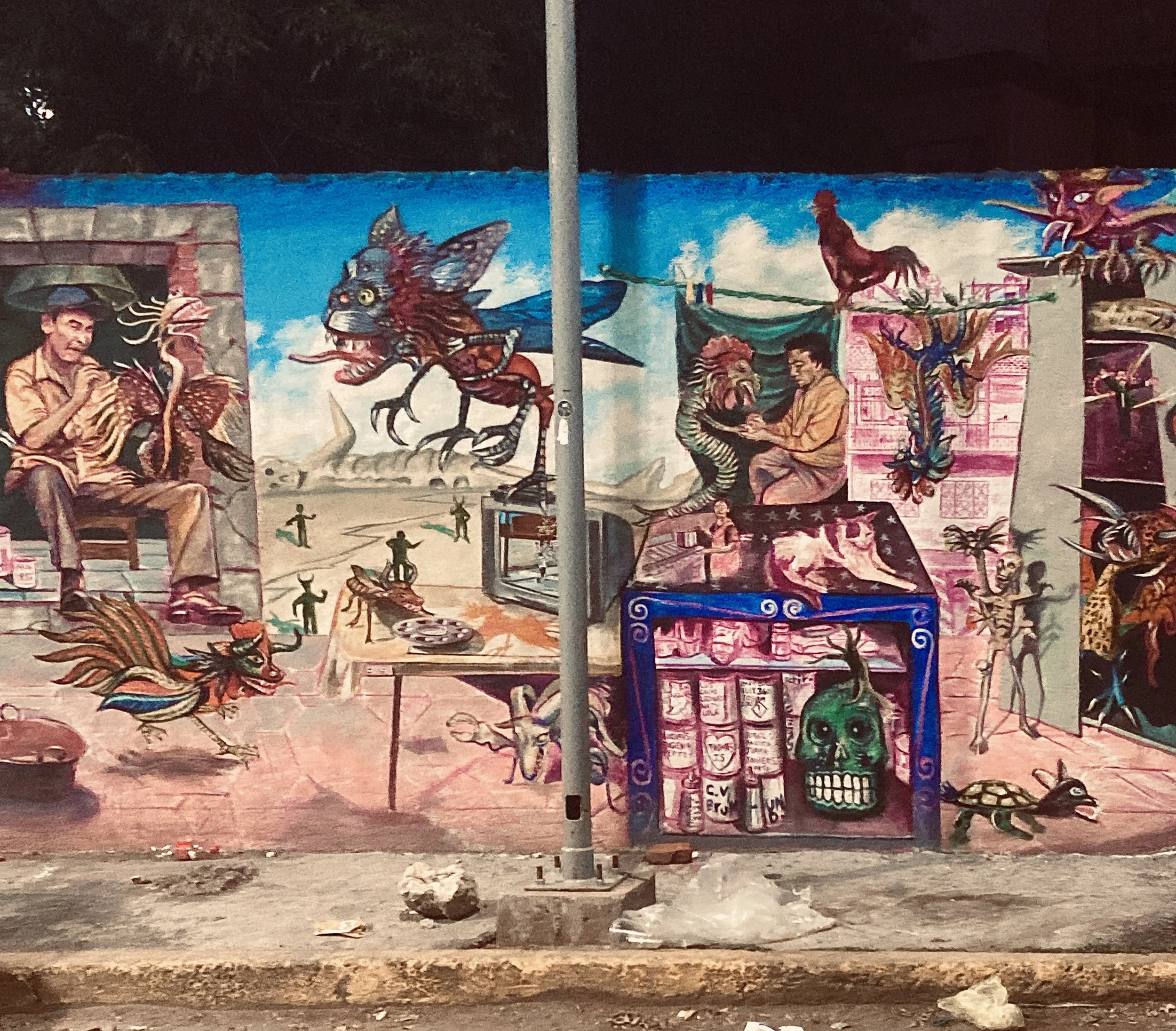 Finishing details for 'Alebrijes' Linares Family Mural, CDMX , 2026