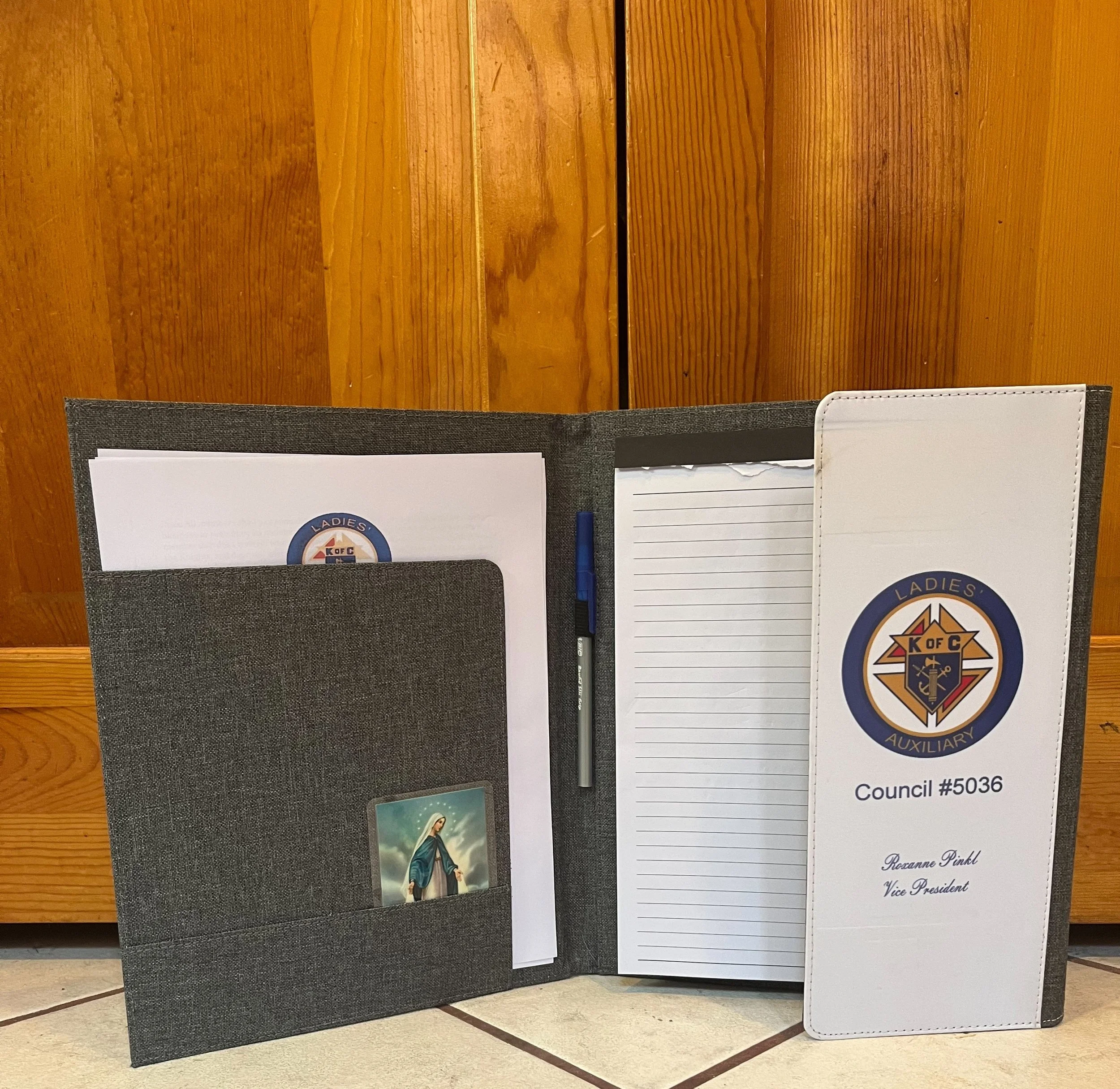 Tru Portfolio Fold Over Flap Front Cover with Note Pad