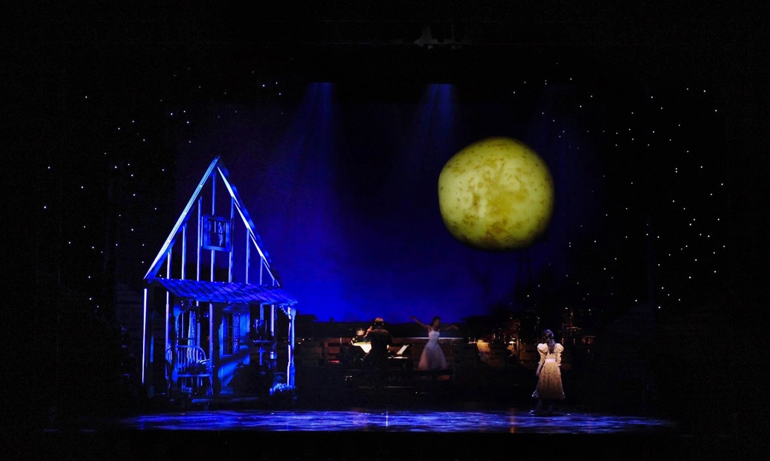 idaho-the-comedy-musical-smith-center-las-vegas-charlie-morrison-ligthing-design-15.jpg