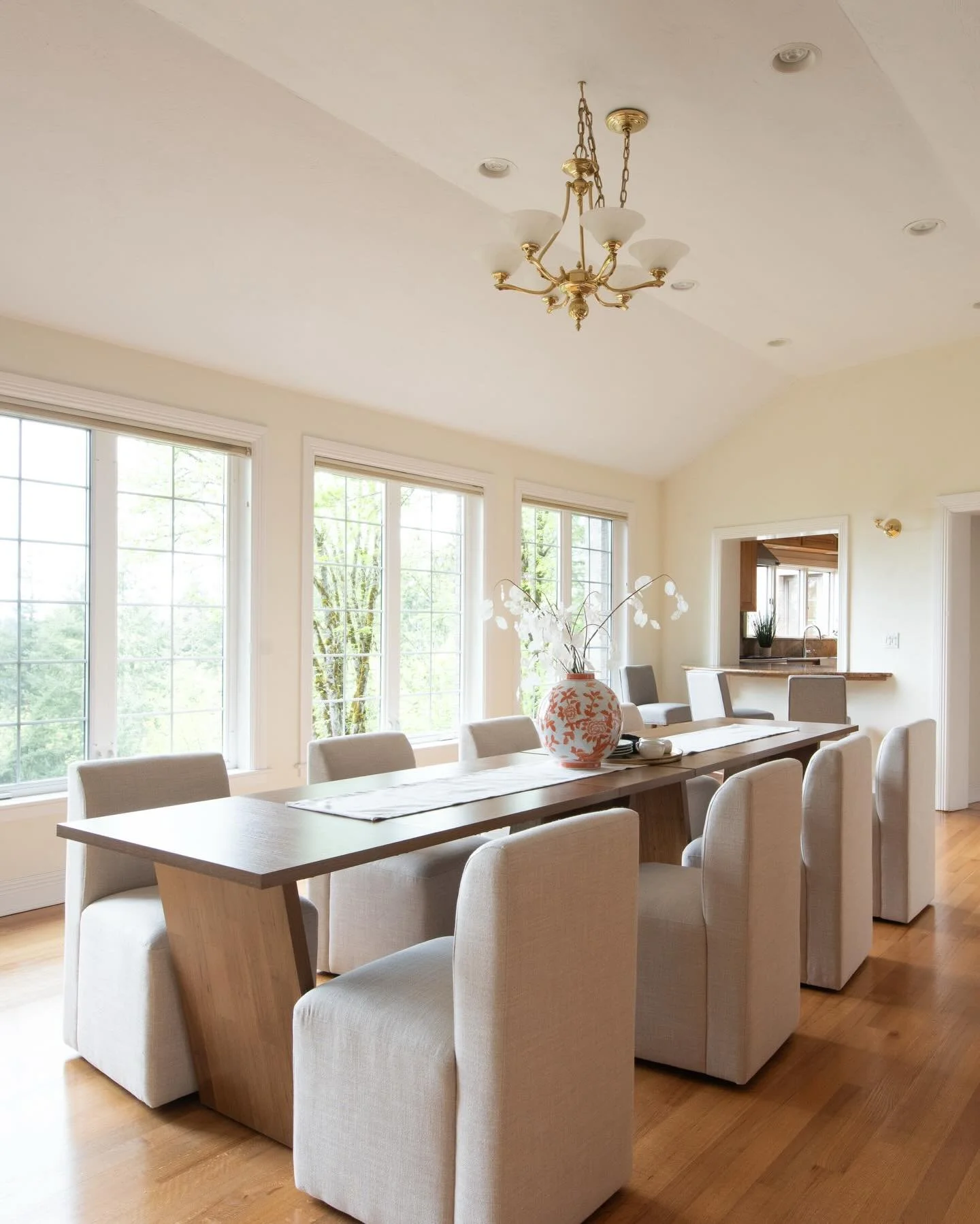 Beautiful homes deserve staging that rises to their level.

For this property, we focused on:
&bull; Scaled furniture to match the large, open rooms
&bull; An elevated design that complements the architecture
&bull; Layouts that highlight the incredi