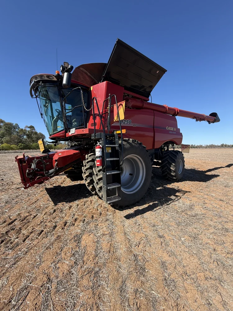 Case 9250 Combine + Macdon D145 + Trailer for sale at Midstate Machinery Brokers