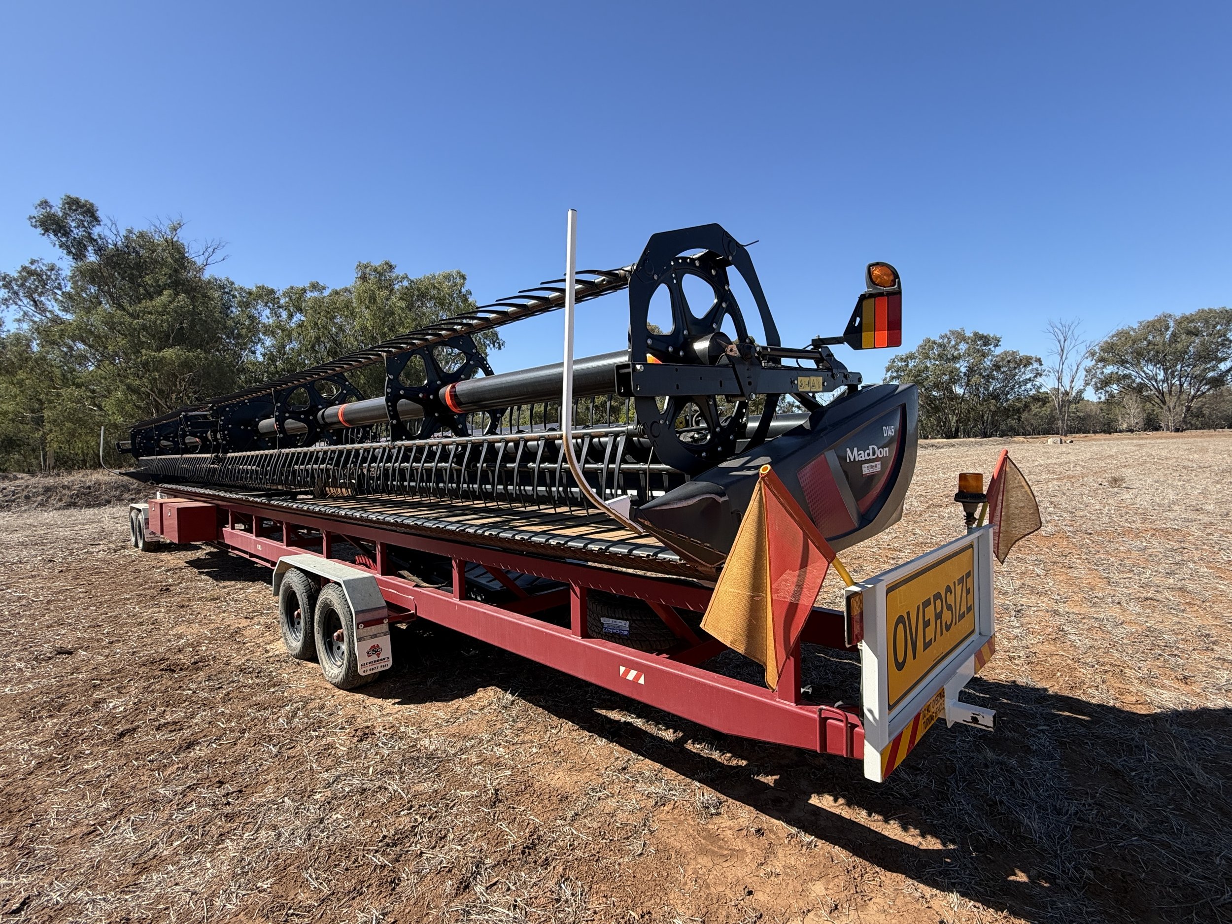 Case 9250 Combine + Macdon D145 + Trailer image 15