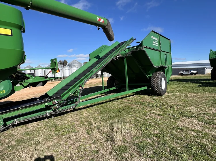 Springfield Chaff Cart for sale at Midstate Machinery Brokers