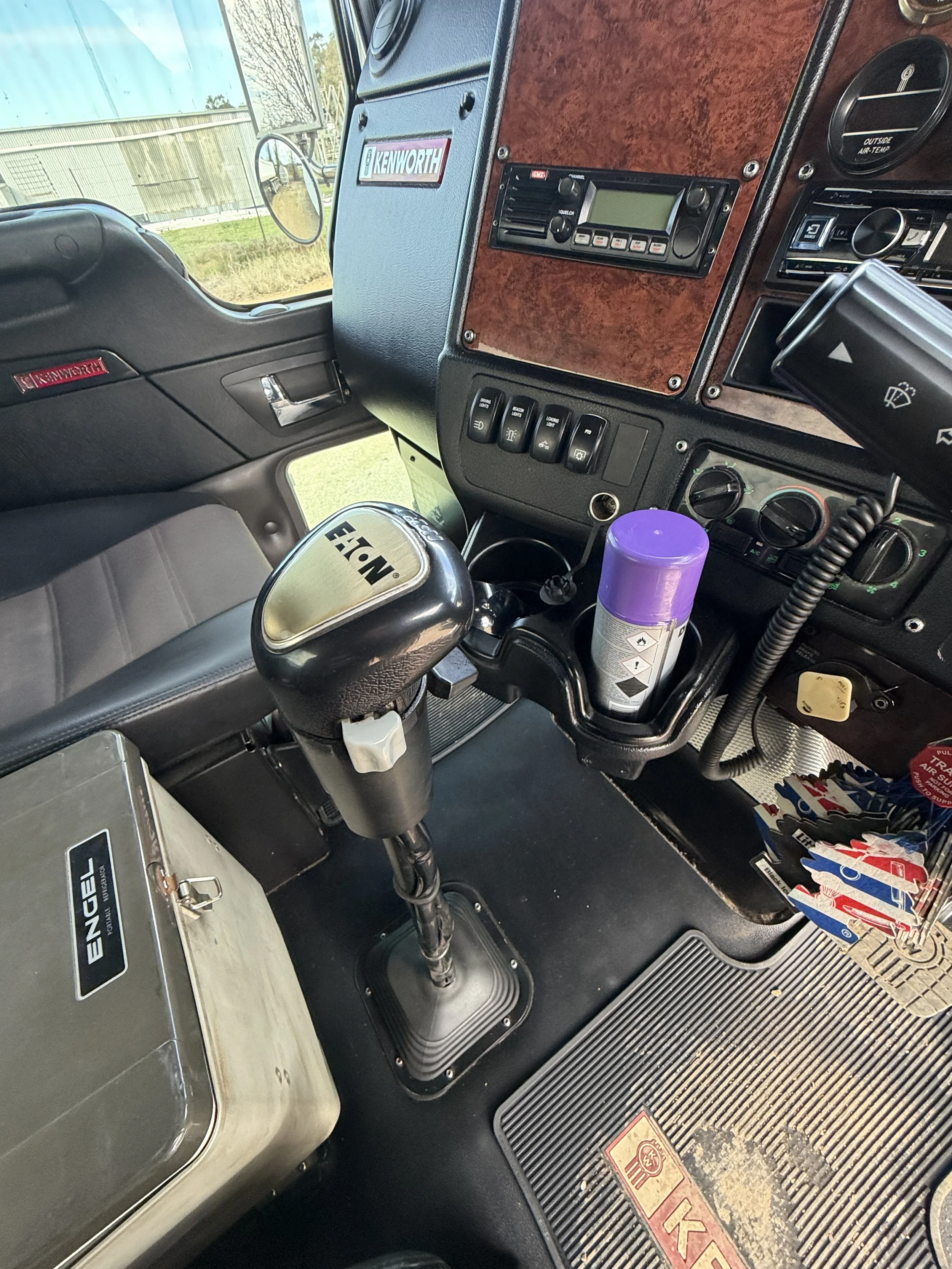 Kenworth T359 Twin Steer Tilt Tray with Trailer image 15