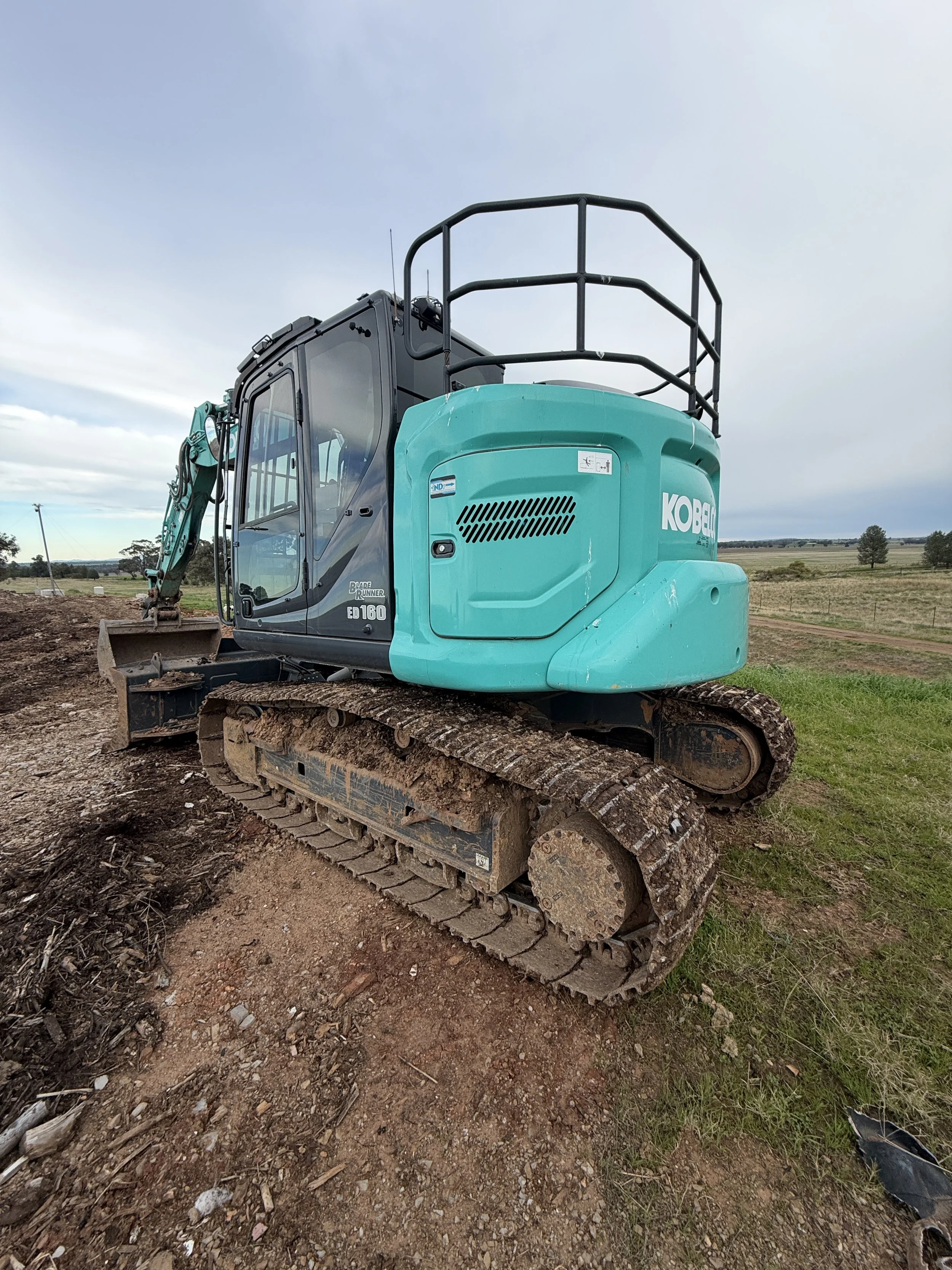 Kobelco ED160-7 Blade Runner Excavator image 6