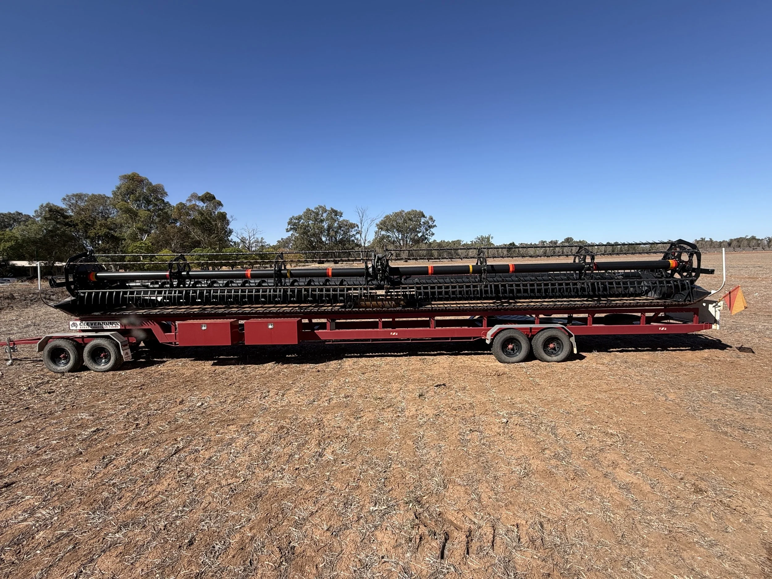 Case 9250 Combine + Macdon D145 + Trailer image 13