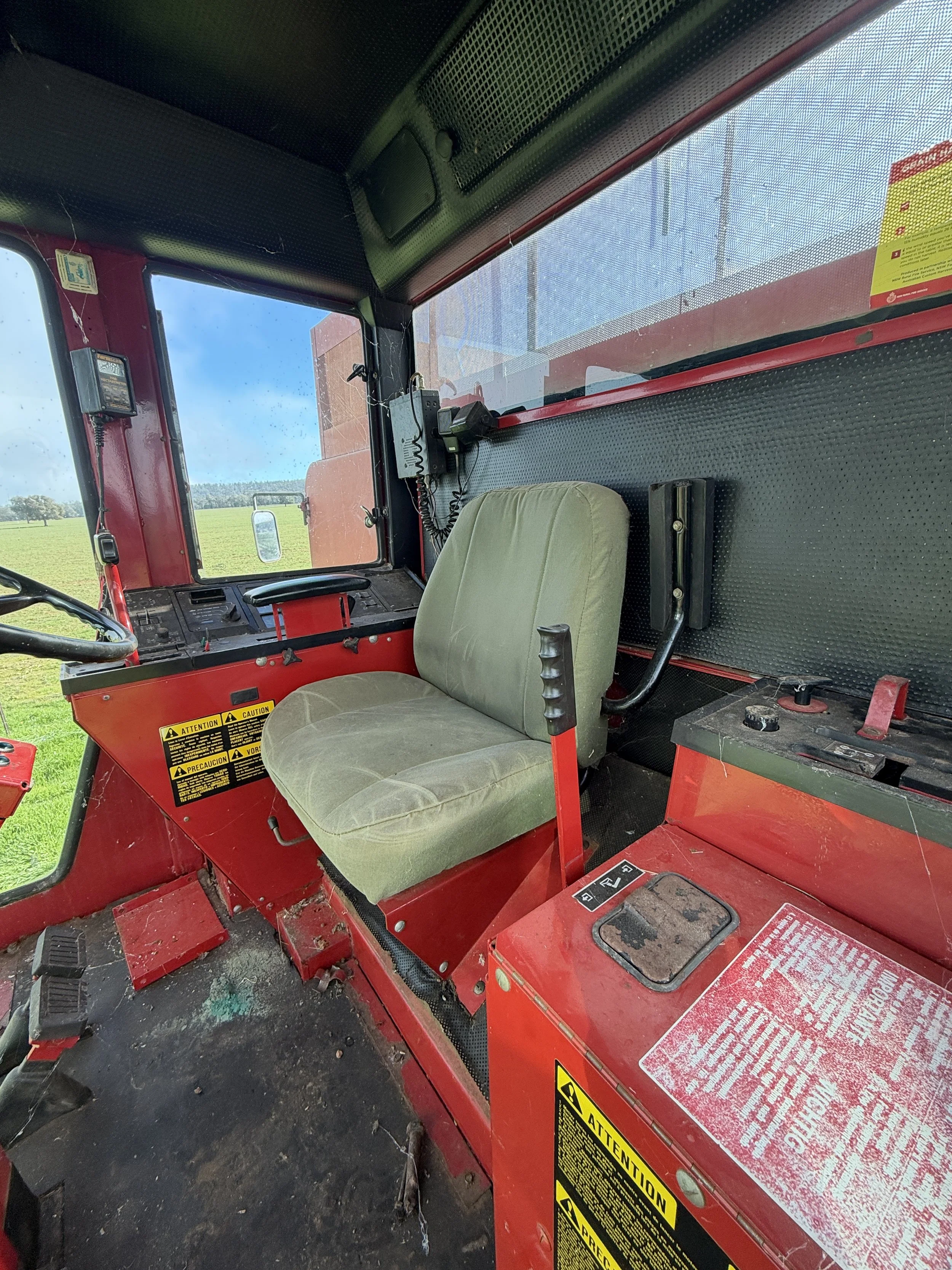 Case 1460 Combine + 25FT Front image 8