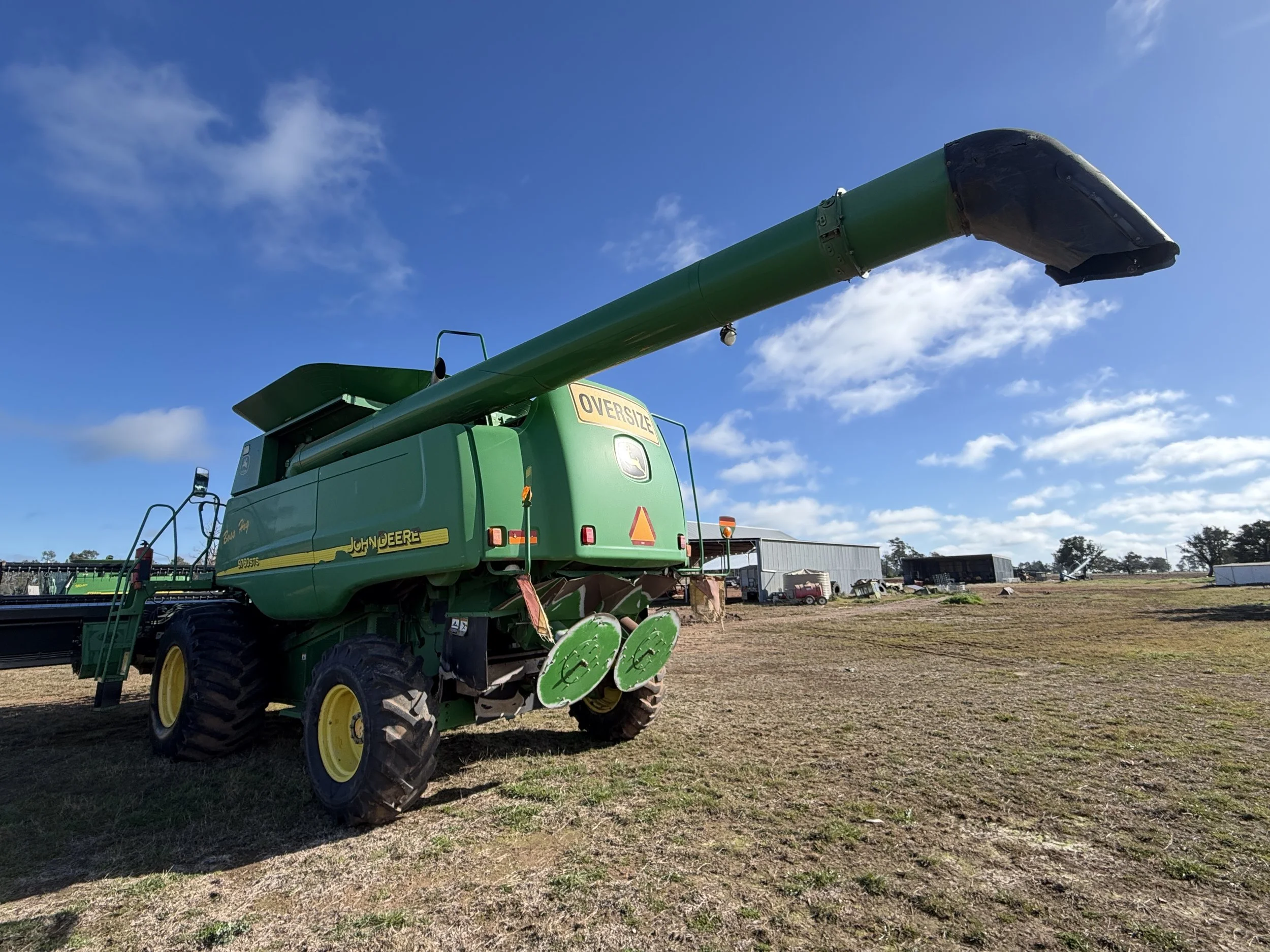 John Deere 9760STS Combine + 41FT Midwest Front with Trailer image 7
