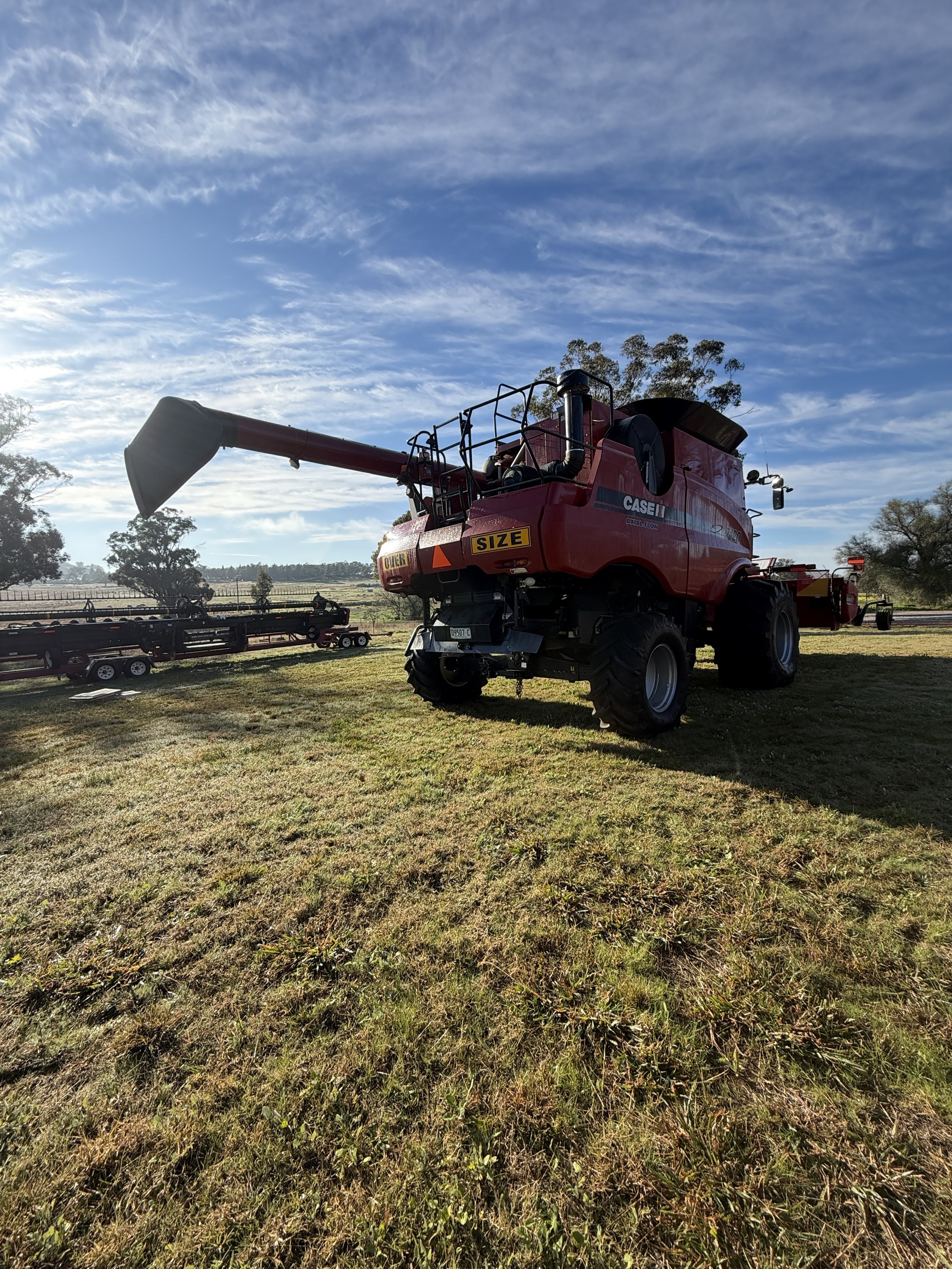 Case 7120 Combine + 2152 40FT Front with Trailer and 3016 Canola Front image 6