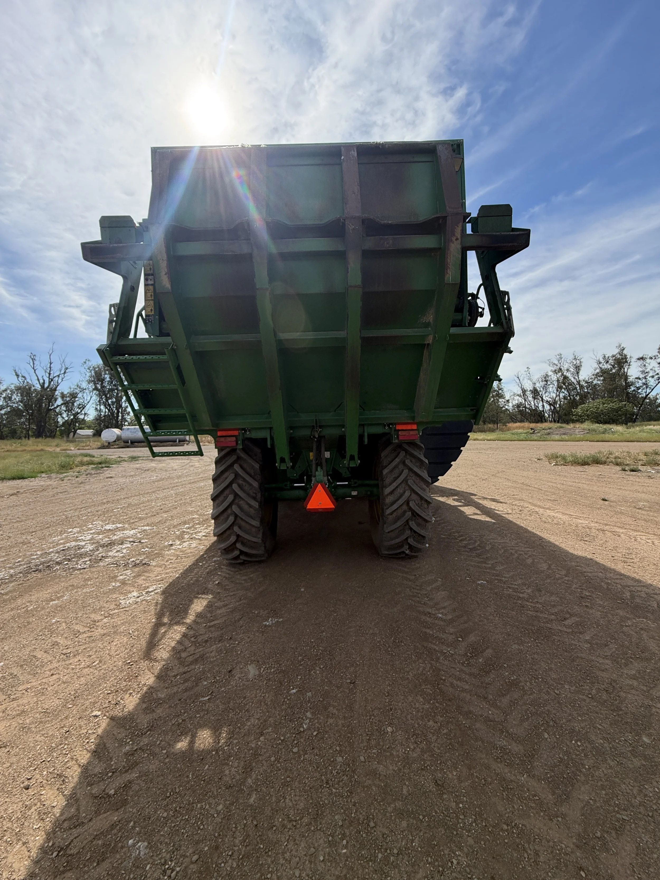 John Deere 7760 Cotton Picker image 7