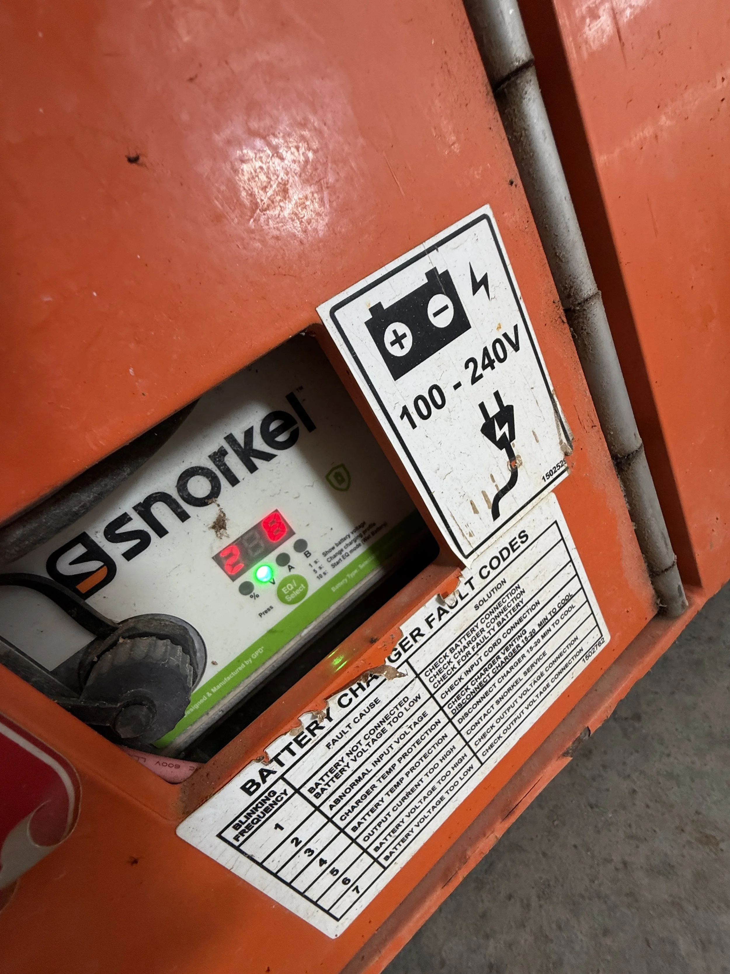 Snorkel 3219E Electric Scissor Lift image 7