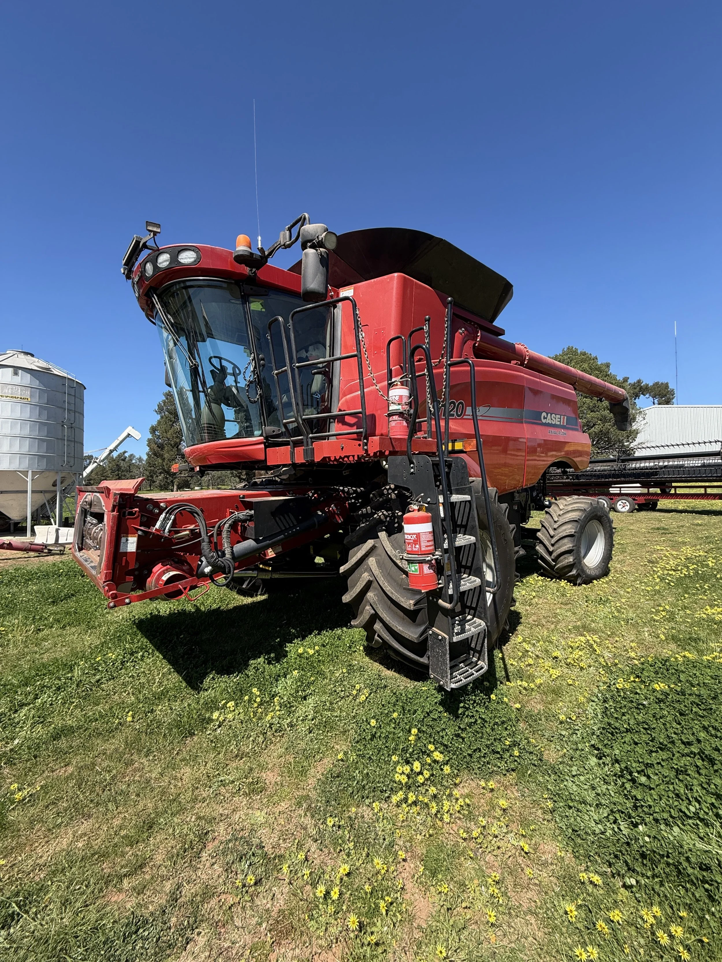 Case 9120 Combine + 45FT 2152 Front + Trailer.