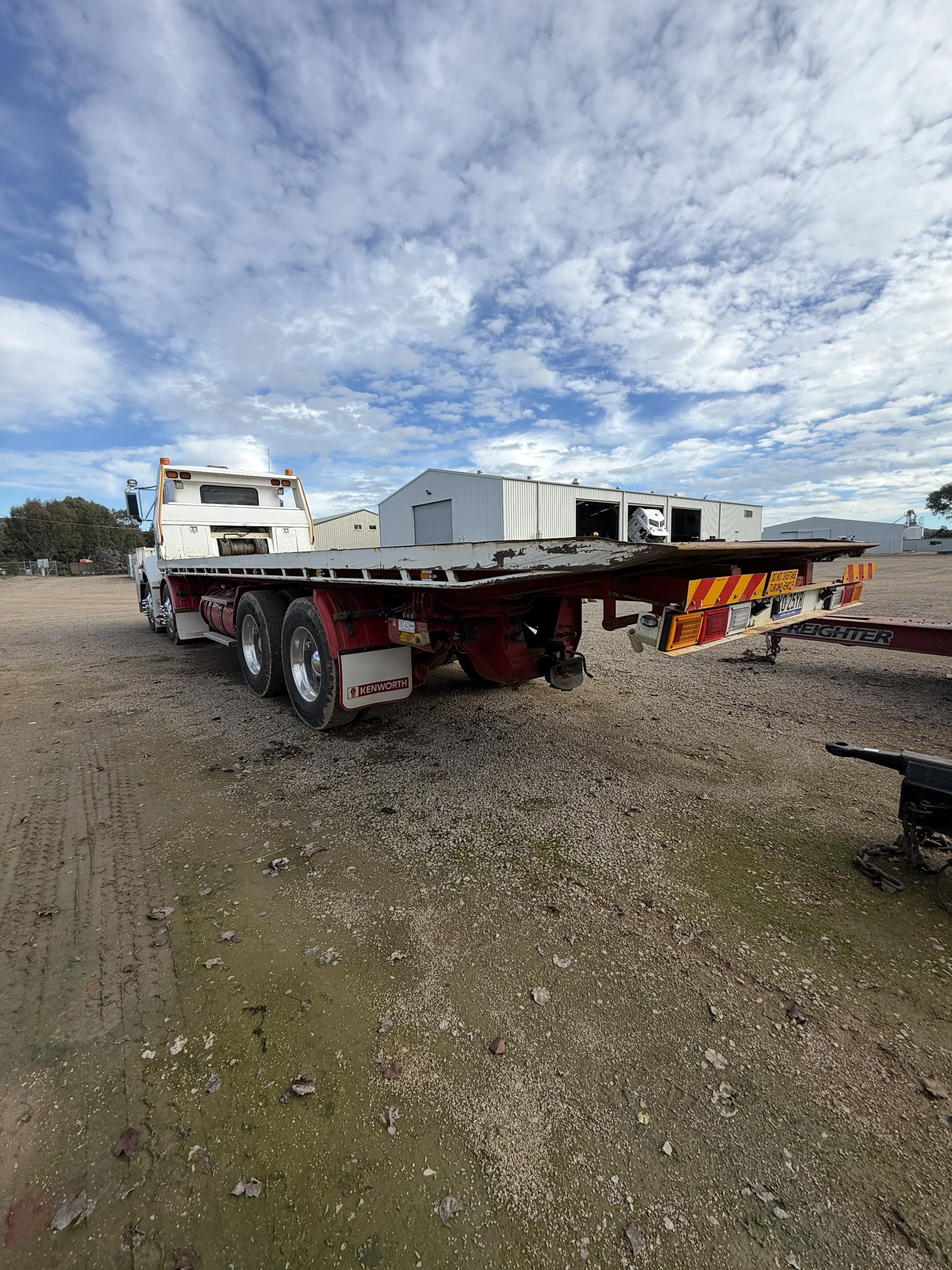 Kenworth T359 Twin Steer Tilt Tray with Trailer image 6