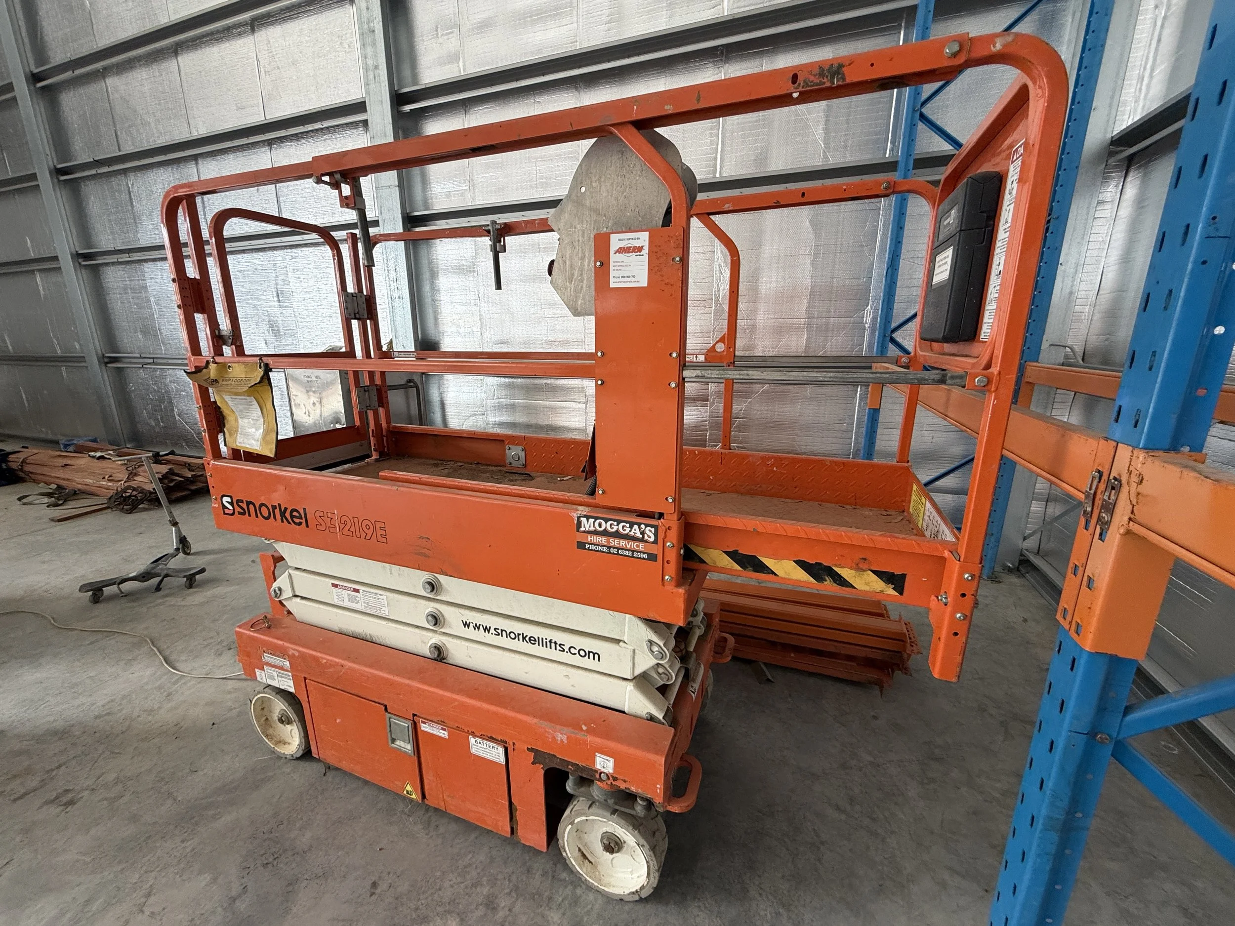 Snorkel 3219E Electric Scissor Lift image 12