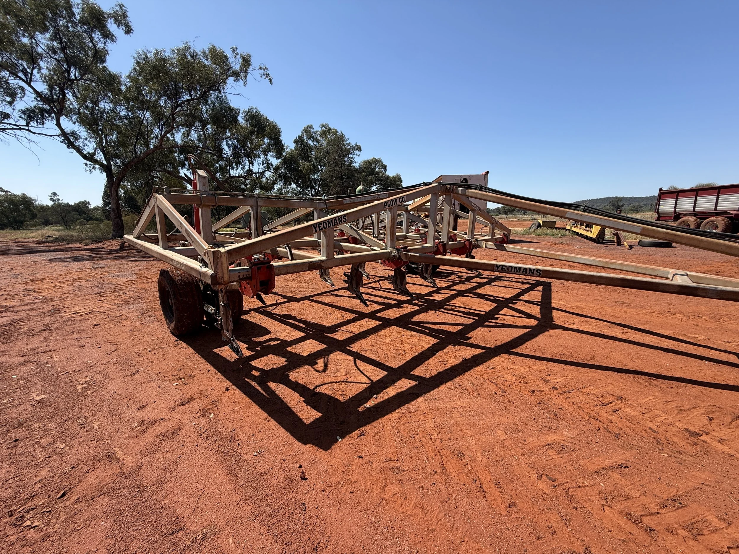 Yeomans Hydraulic 13 Tyne Ripper.