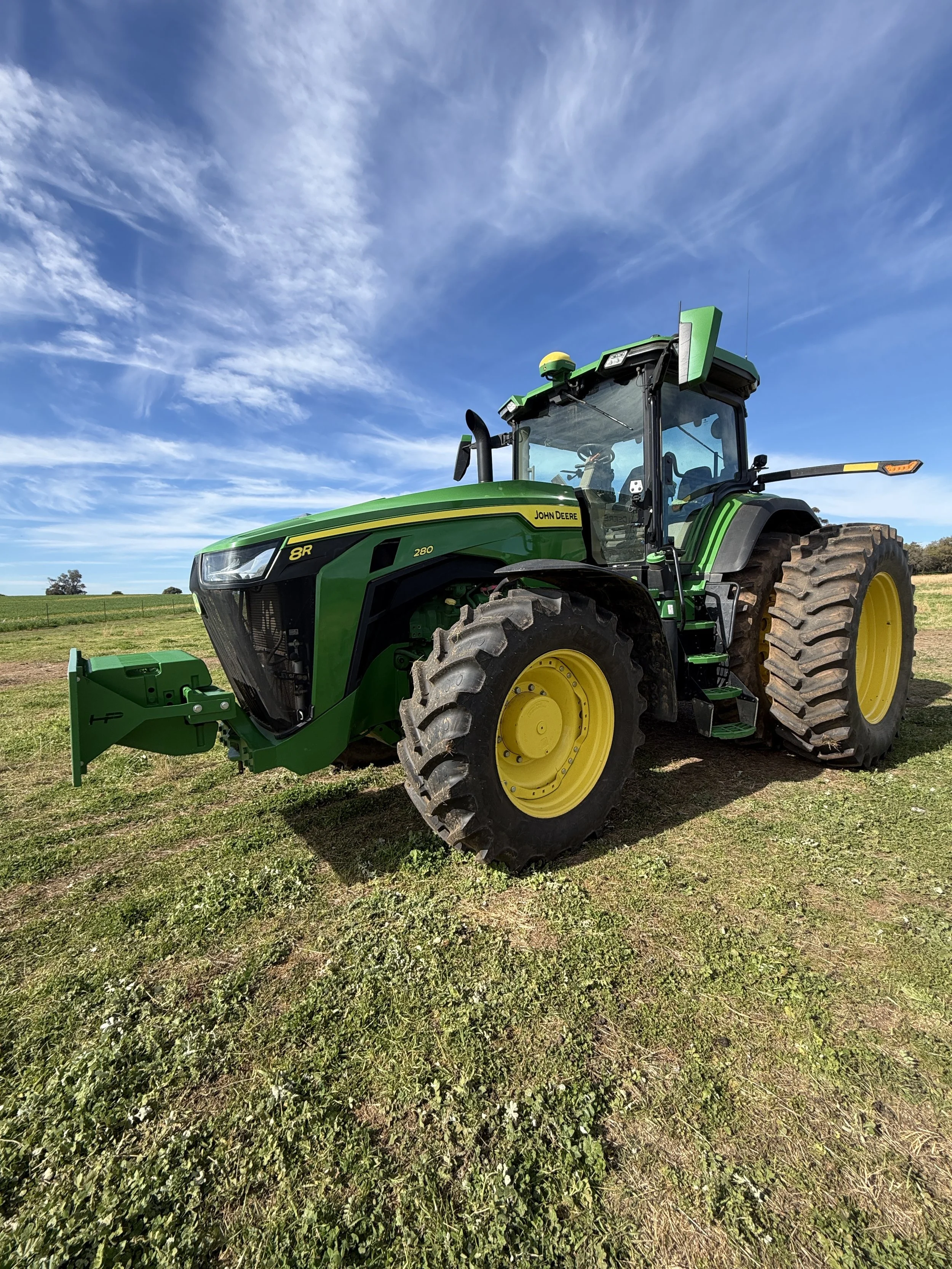John Deere 8R 280 FWA Tractor image 7