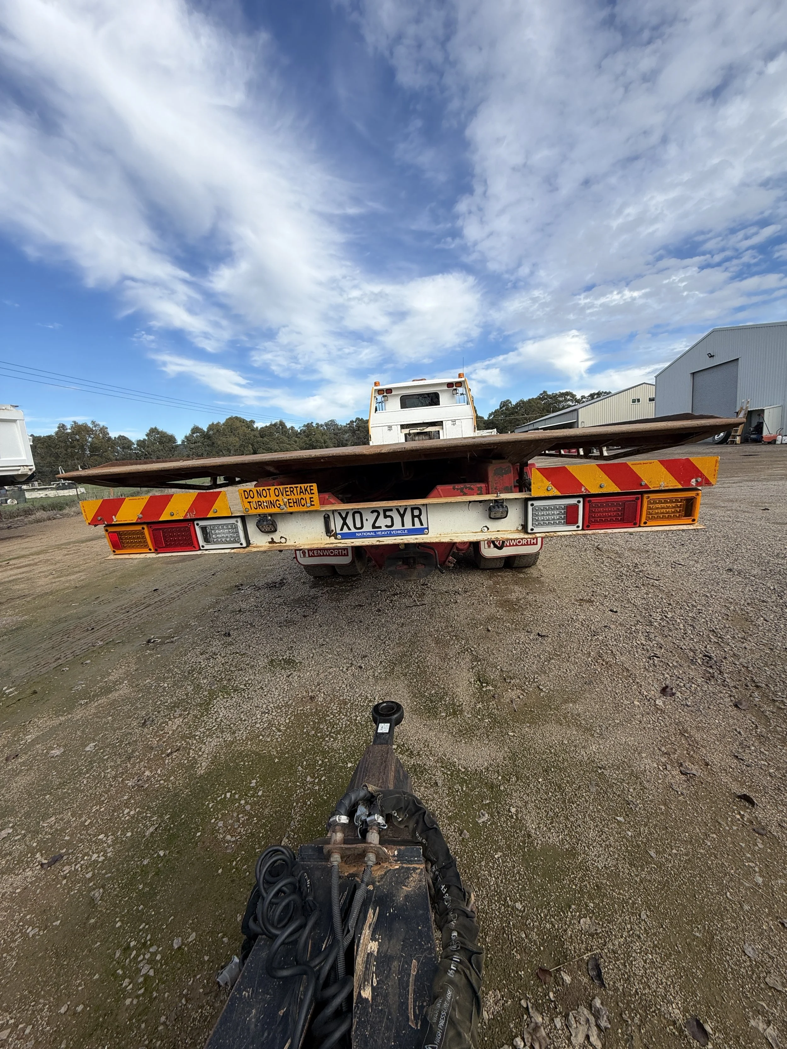 Kenworth T359 Twin Steer Tilt Tray with Trailer image 5