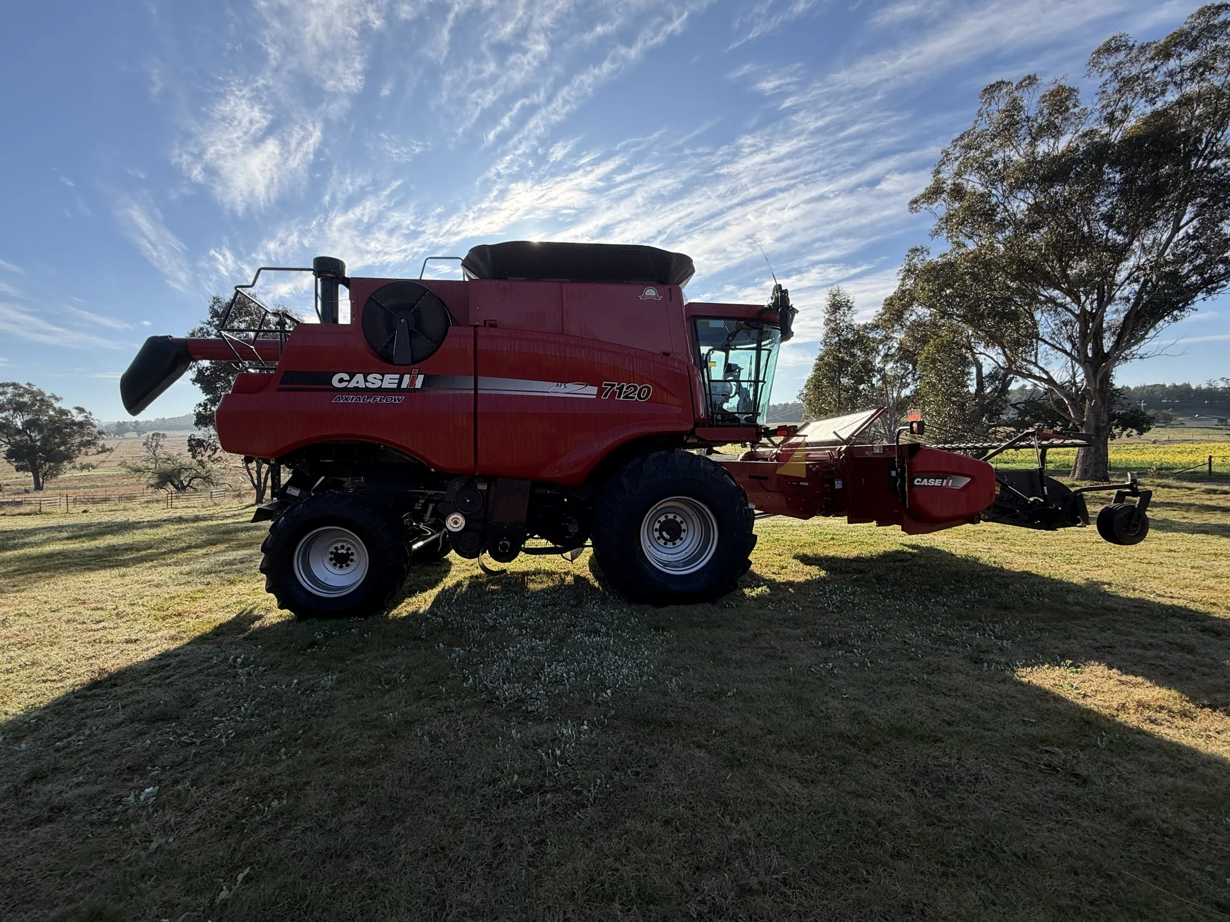 Case 7120 Combine + 2152 40FT Front with Trailer and 3016 Canola Front image 5
