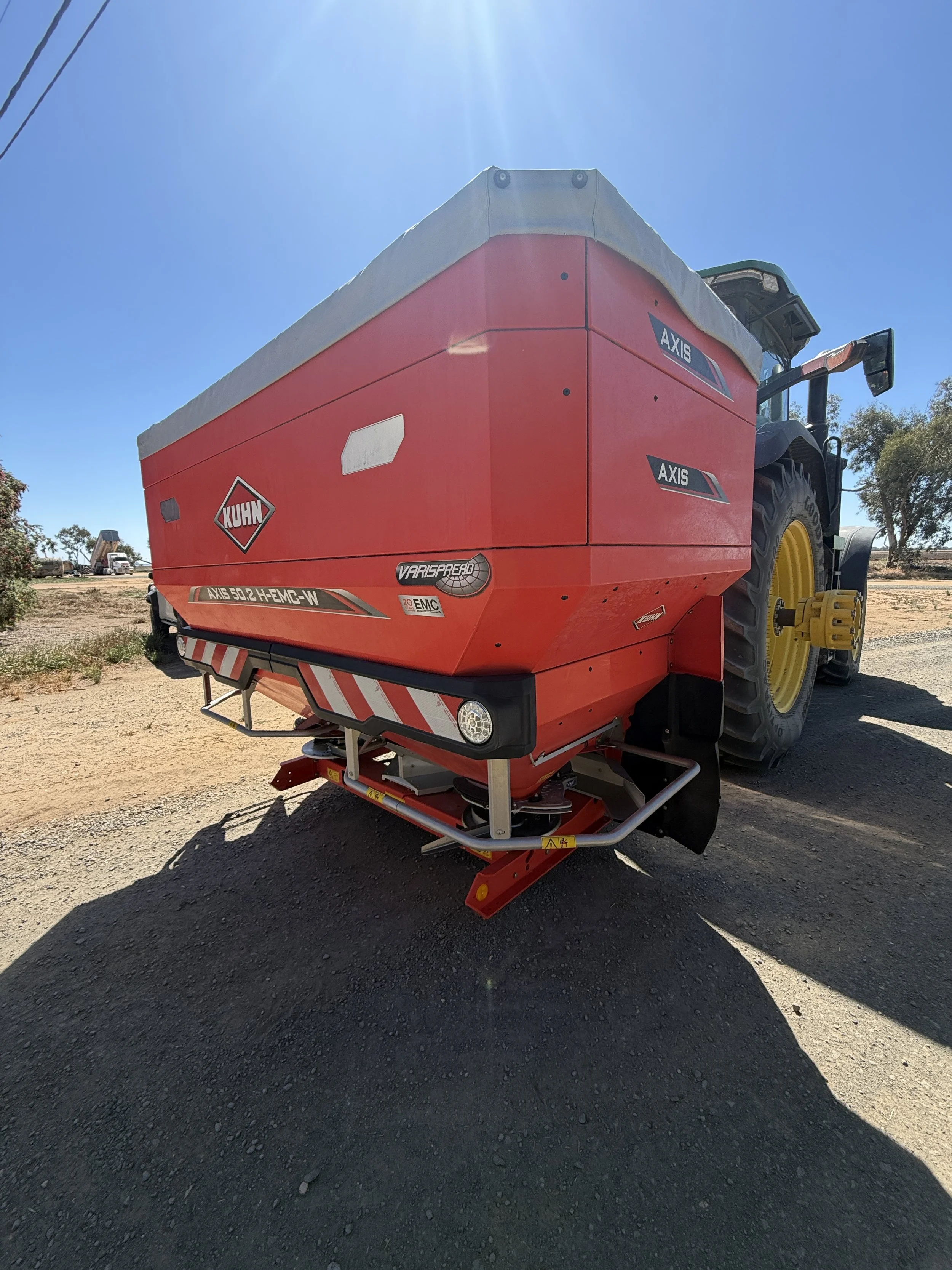 Kuhn Axis 50.2 H-EMC-W Spreader image 3