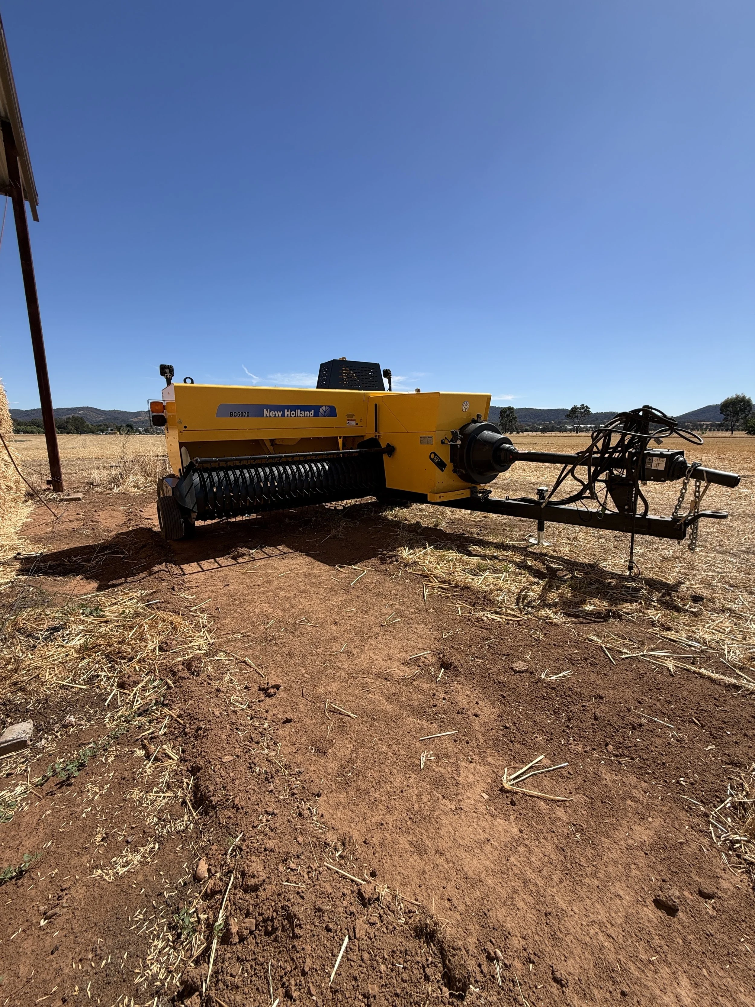 New Holland BC5070 Small Square Baler With Jadan Accumulator.