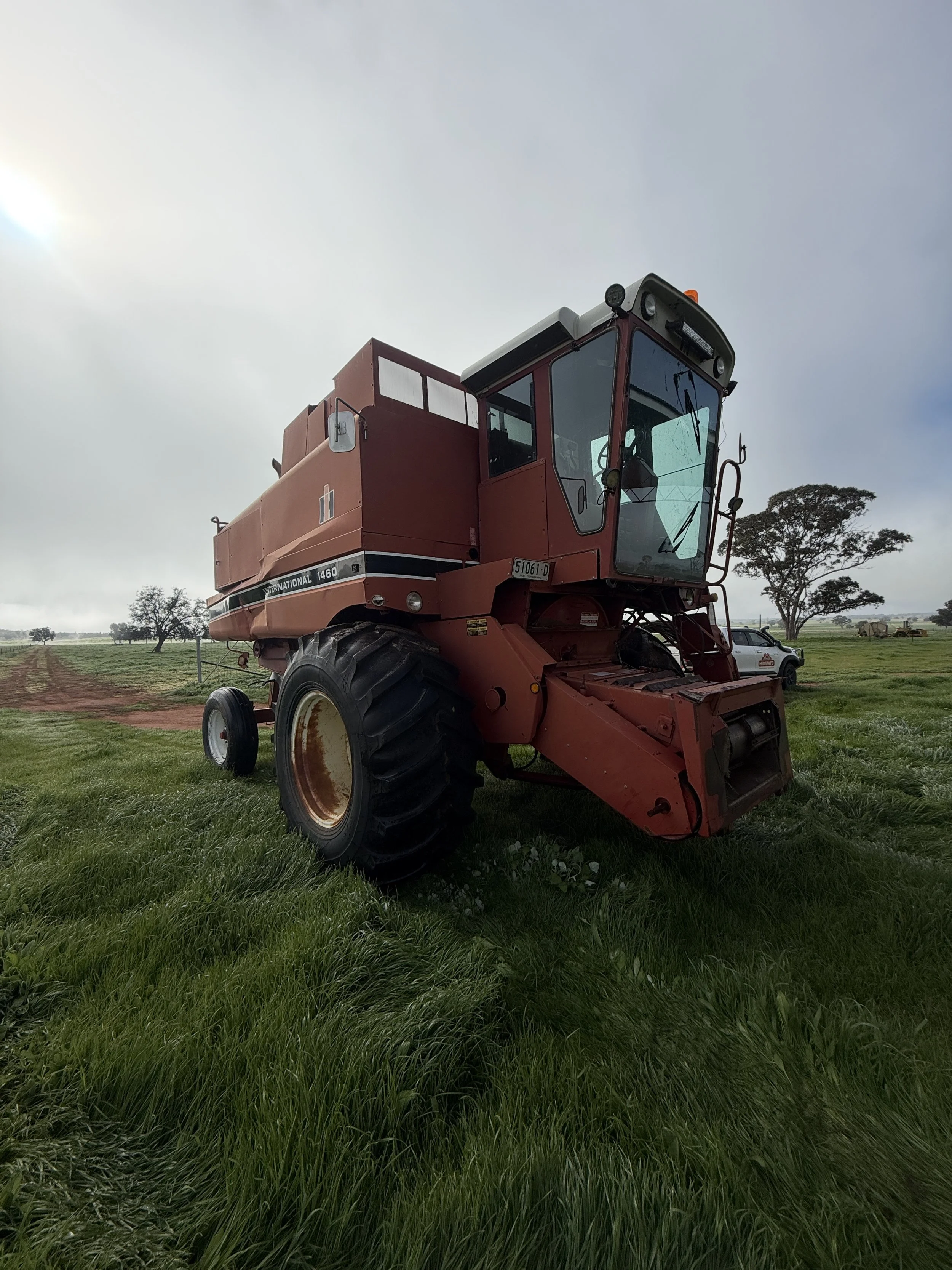Case 1460 Combine + 25FT Front image 2