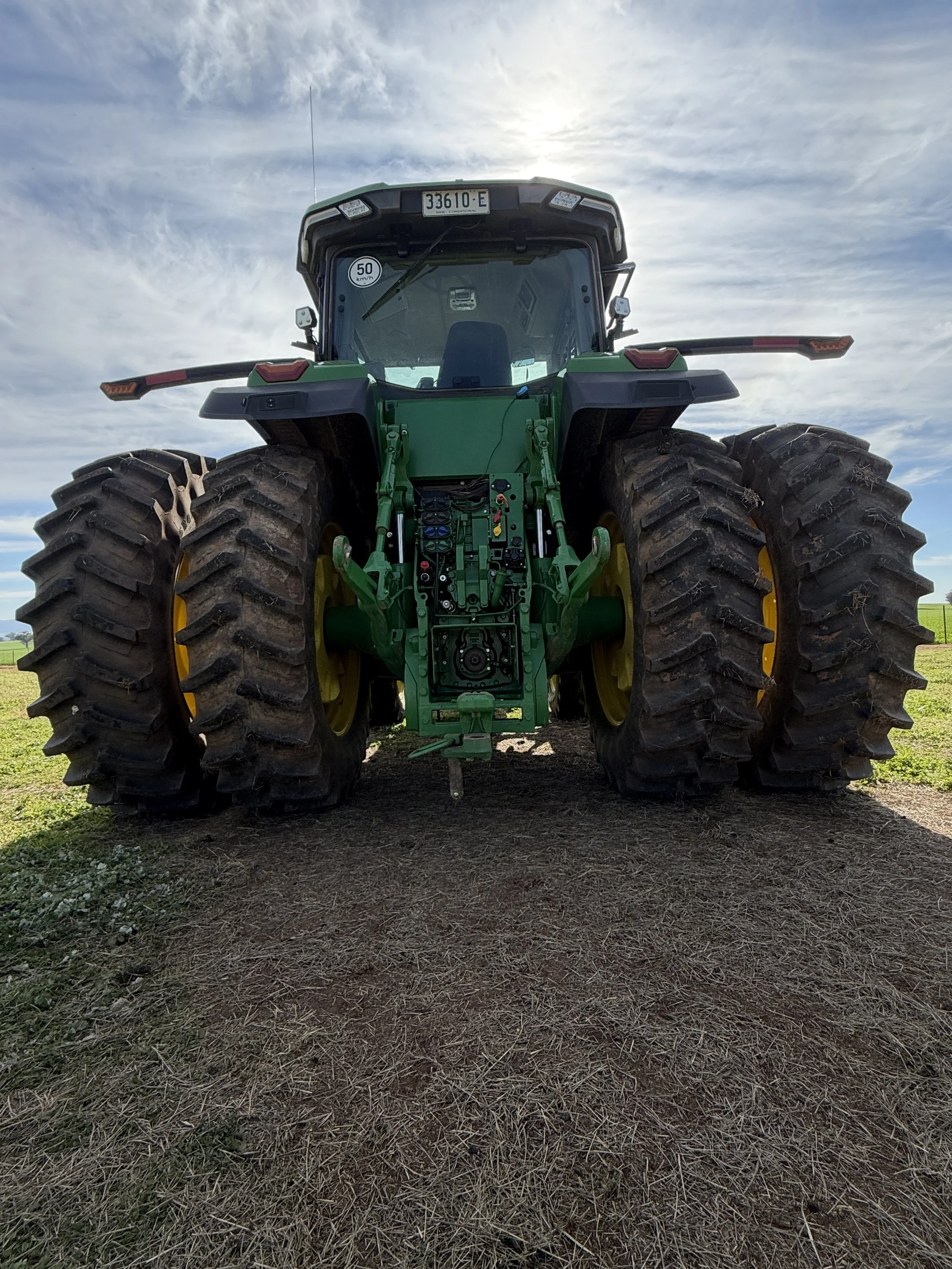 John Deere 8R 280 FWA Tractor image 4