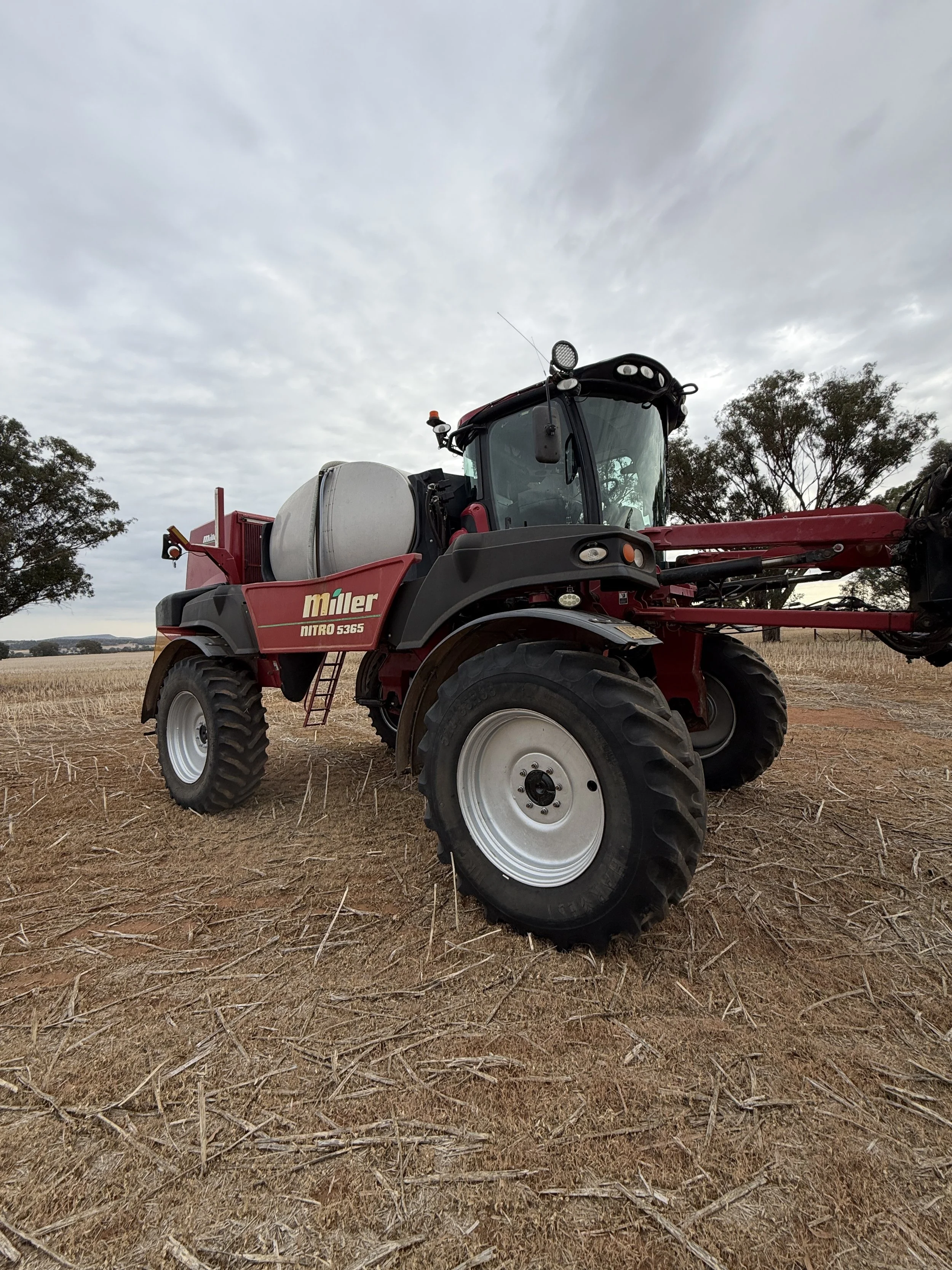 Miller Nitro 5365 Self Propelled Sprayer.