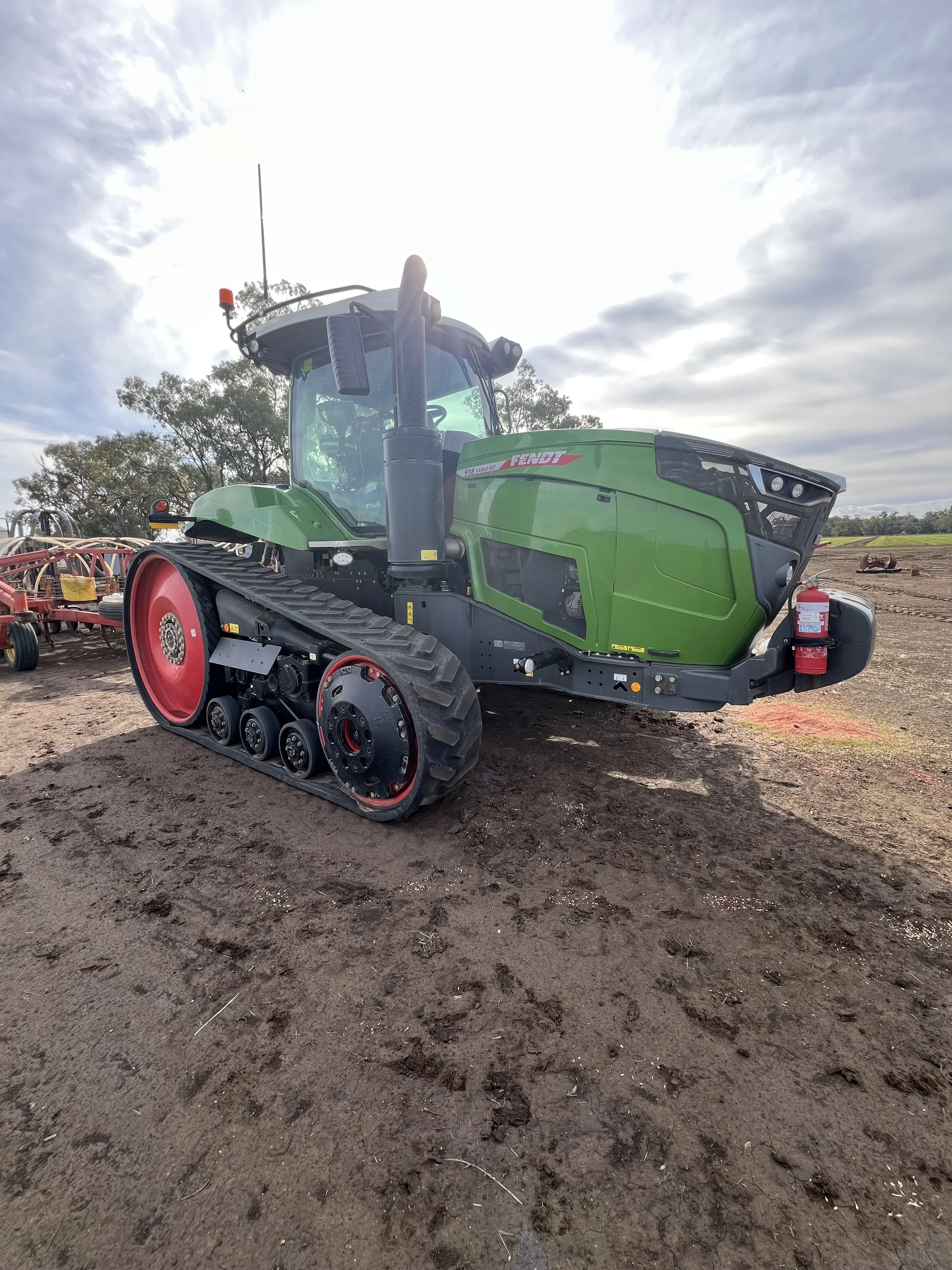 Fendt 938 Vario MT Track Machine.