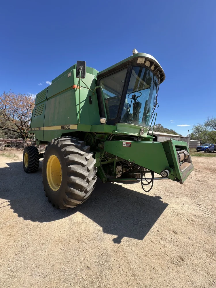 John Deere 9500 Combine + 930R front + Trailer for sale at Midstate Machinery Brokers