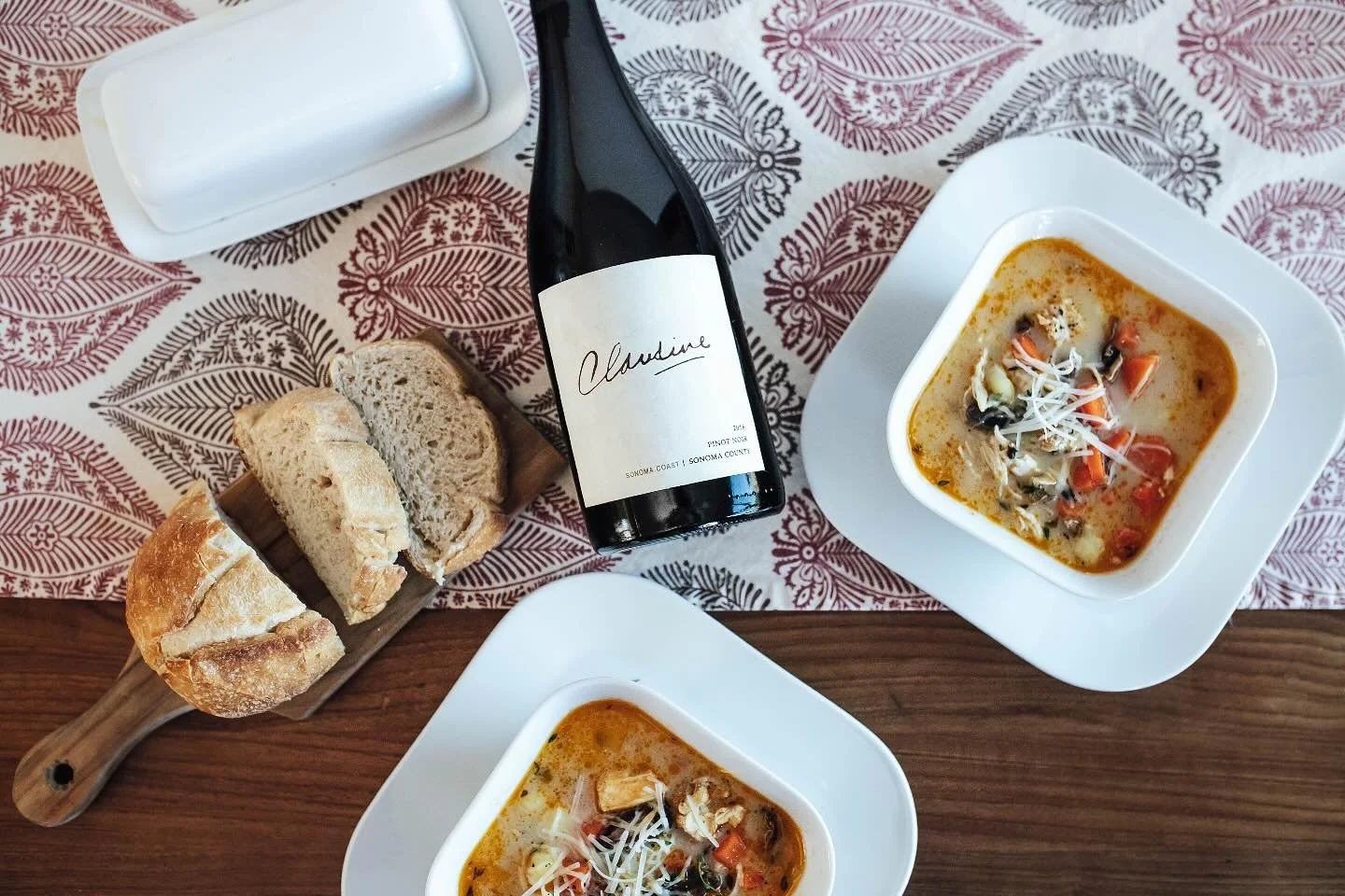 Last day to snag this beautiful Pinot Noir for only $34! Regular price: $42

It&rsquo;s SO GOOD!! Cheers friends!🍷

📸: @ohsnapphotoswhitney 
.
.
.
#pinotnoir #redredwine #cheers #redwinelover #hotsale