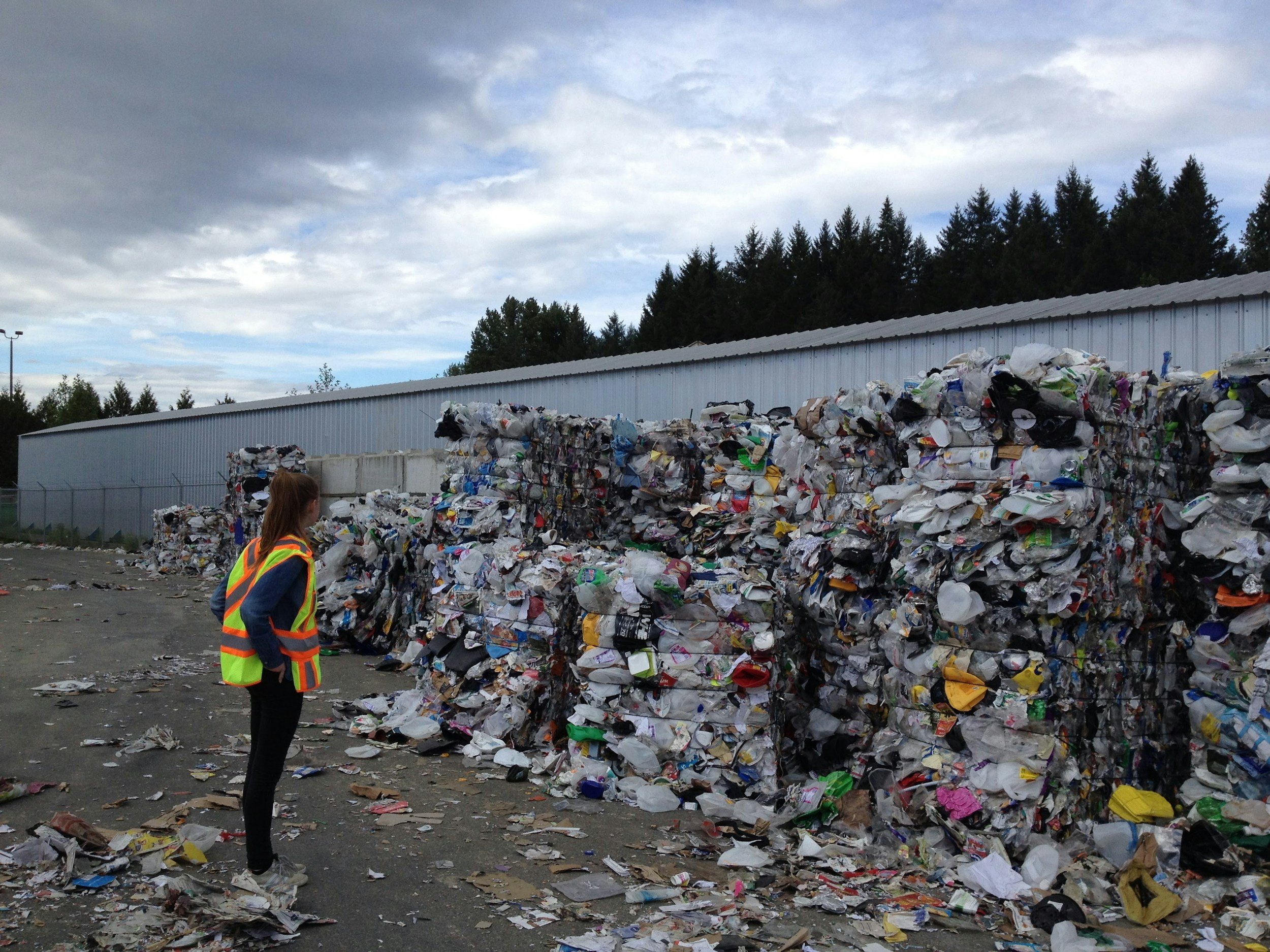 Does Recycling Fit In the Circular Economy?