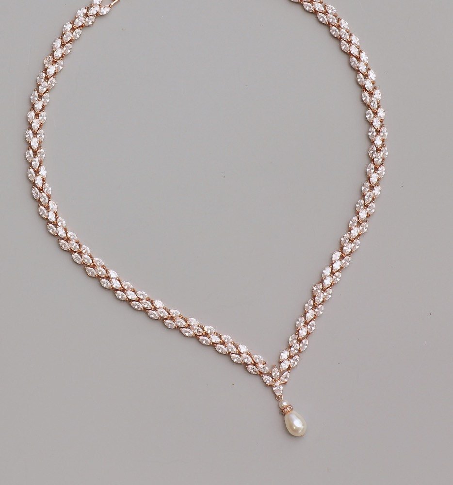 https://i.etsystatic.com/5939762/r/il/24e2fc/1127822902/il_fullxfull.1127822902_edgh.jpg