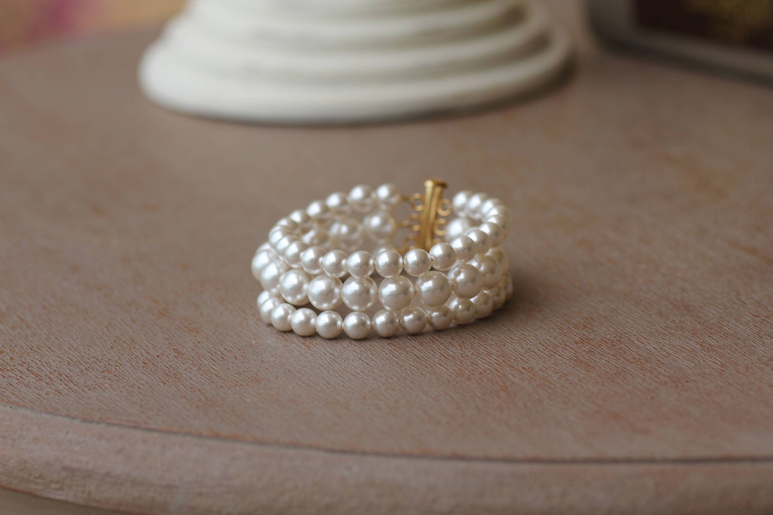 https://i.etsystatic.com/5939762/r/il/52ba33/1415782593/il_fullxfull.1415782593_aroy.jpg