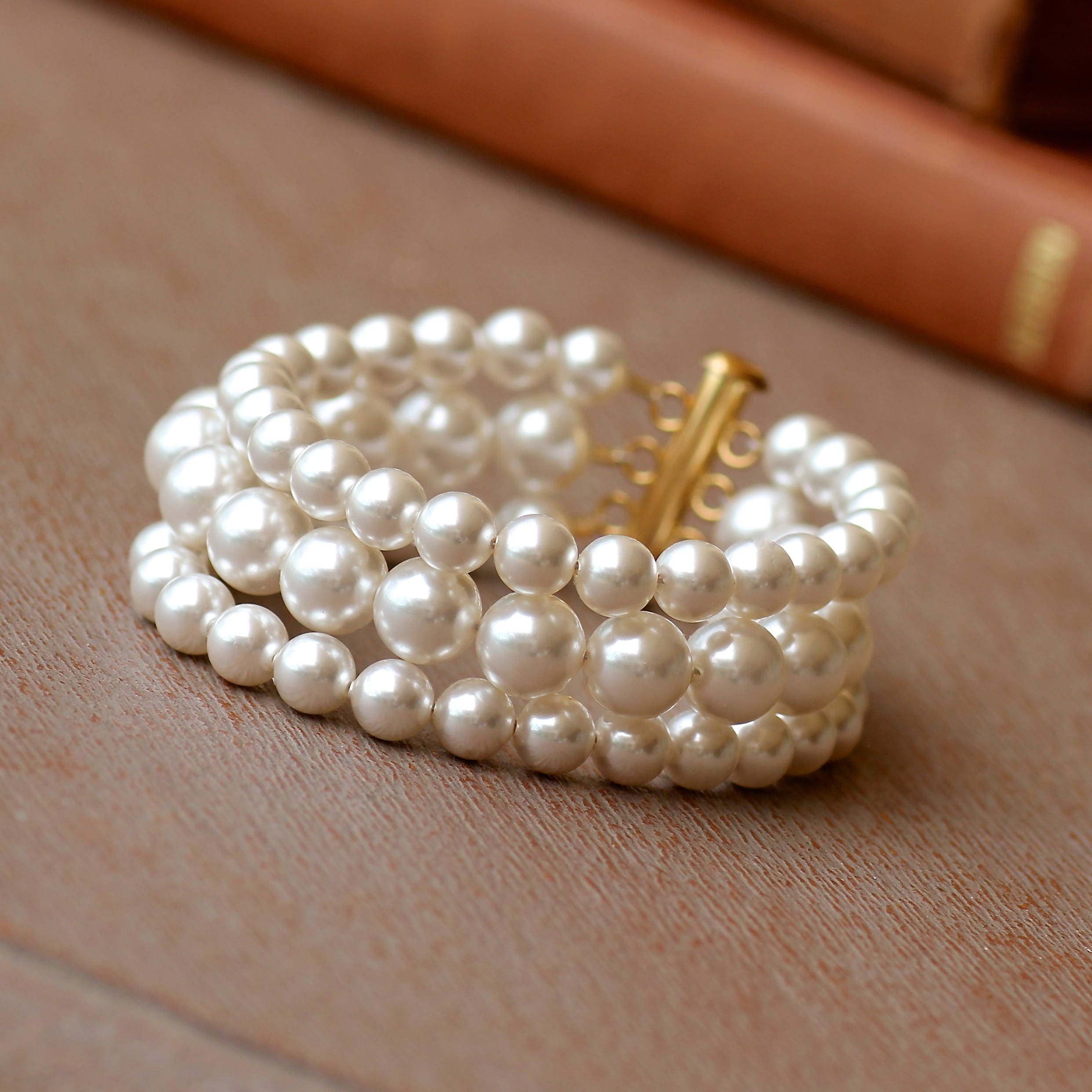 https://i.etsystatic.com/5939762/r/il/4b3977/1368512436/il_fullxfull.1368512436_gonx.jpg