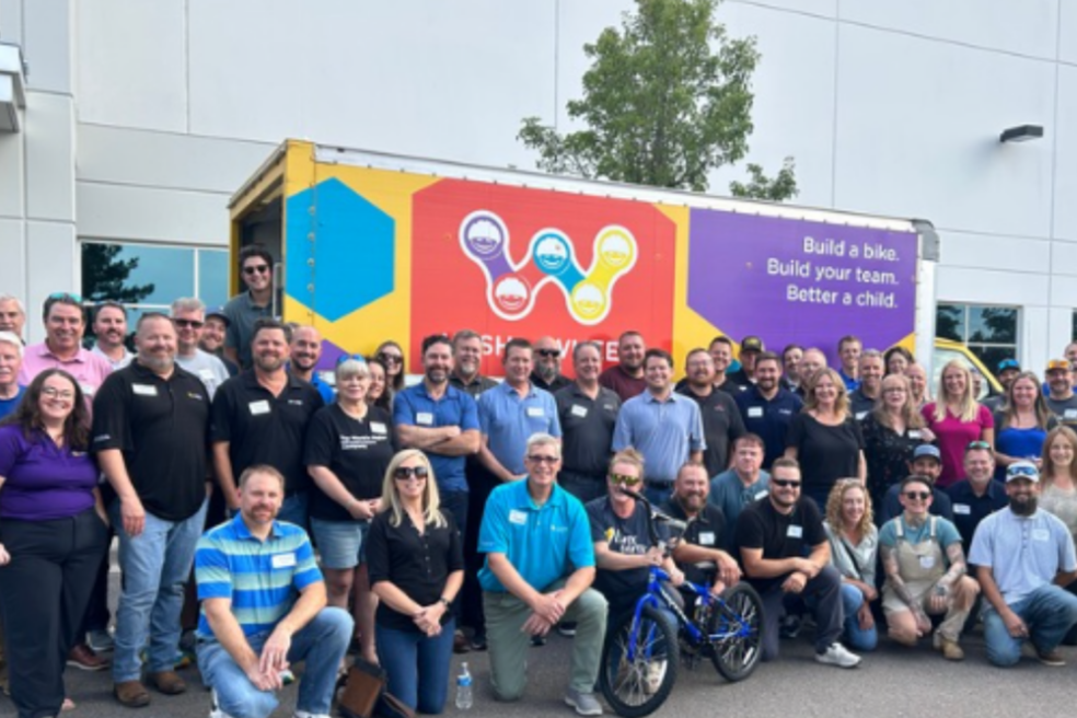 Why Every Company Should Invest in Philanthropic Team Building