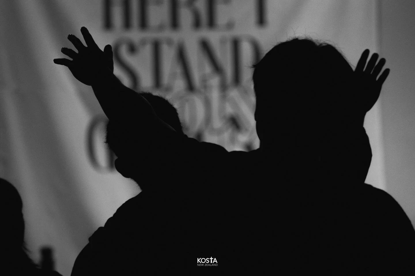 2025 KOSTA NZ | DAY THREE.ver1

우리가 서 있는 이곳이
바로 하나님께서 허락하신 거룩한 땅입니다.
이 자리에서 거룩하게, 아름답게 살아내다
내년에 또 만나요.

#kostanz25
@kostanewzealand