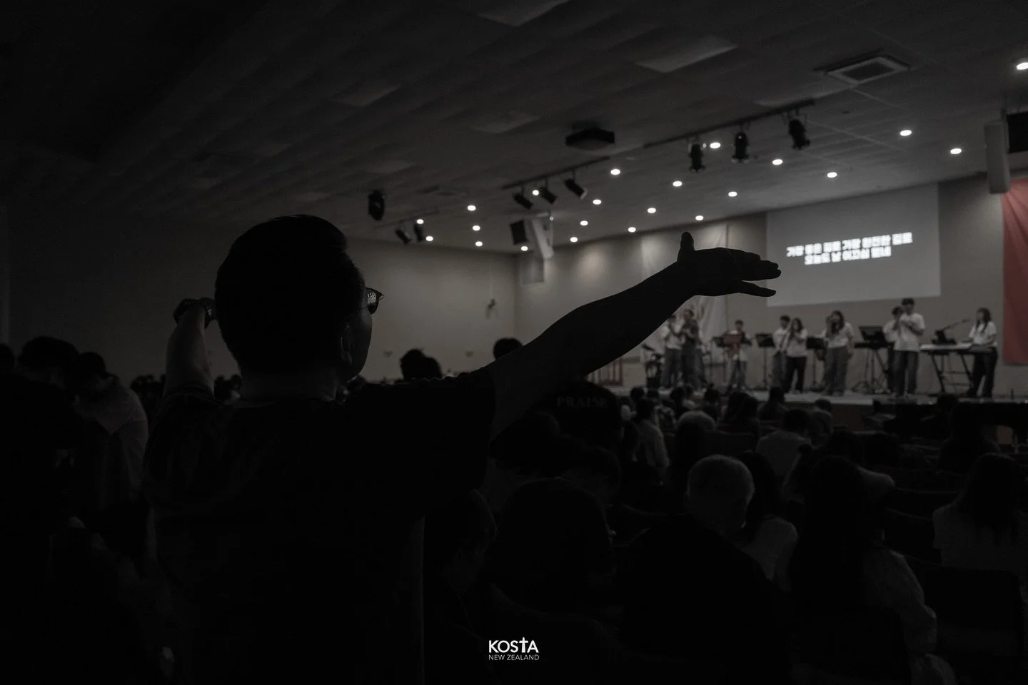 2025 KOSTA NZ | DAY THREE.ver2

우리가 서 있는 이곳이
바로 하나님께서 허락하신 거룩한 땅입니다.
이 자리에서 거룩하게, 아름답게 살아내다
내년에 또 만나요.

#kostanz25
@kostanewzealand