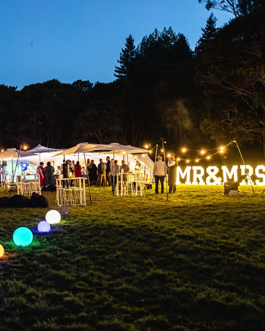 Effortless elegance, once the sun goes down.

From festoons to glowing orbs and statement MR and MRS lights, we curate lighting that elevates your marquee wedding into something unforgettable.

Ambient, atmospheric, unforgettable.

These pieces are a