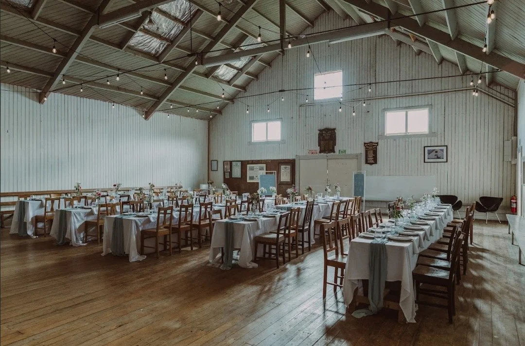 Proof that character halls make the cosiest receptions. 
Long tables, linen, glassware, fresh flowers and a sprinkle of festoons. Simple styling that lets the room&rsquo;s history sing. A perfect place for a perfect day with your favourite people.

#