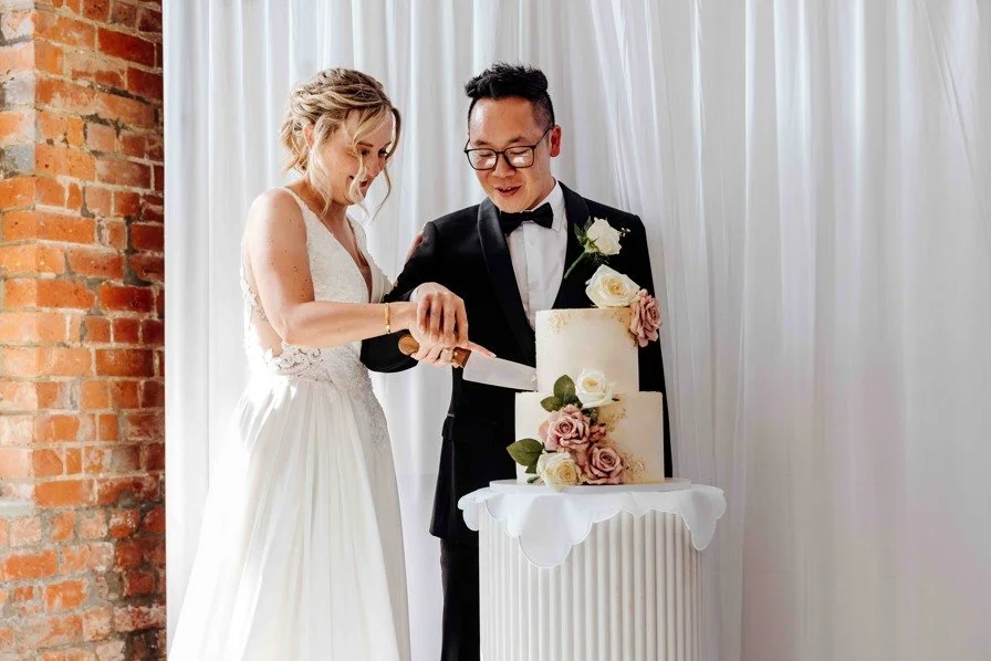 So Dreamy 🤍
@nichollsandco.nz 
@simone_jackson_photography 
@erricksvenue 
@bakedandraised 
https://www.nichollsandco.com/