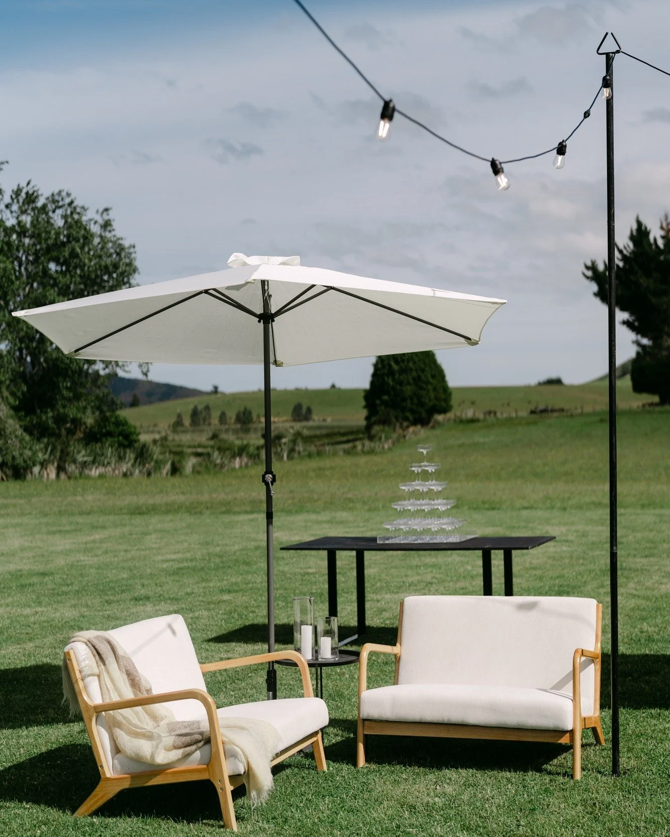 Our extensive furniture collection is available to hire or can be fully styled by our team, from soft linen lounges and statement bar pieces to elegant dining sets and sculptural décor.
With a wide range of colours, fabrics, and styles, we&rs