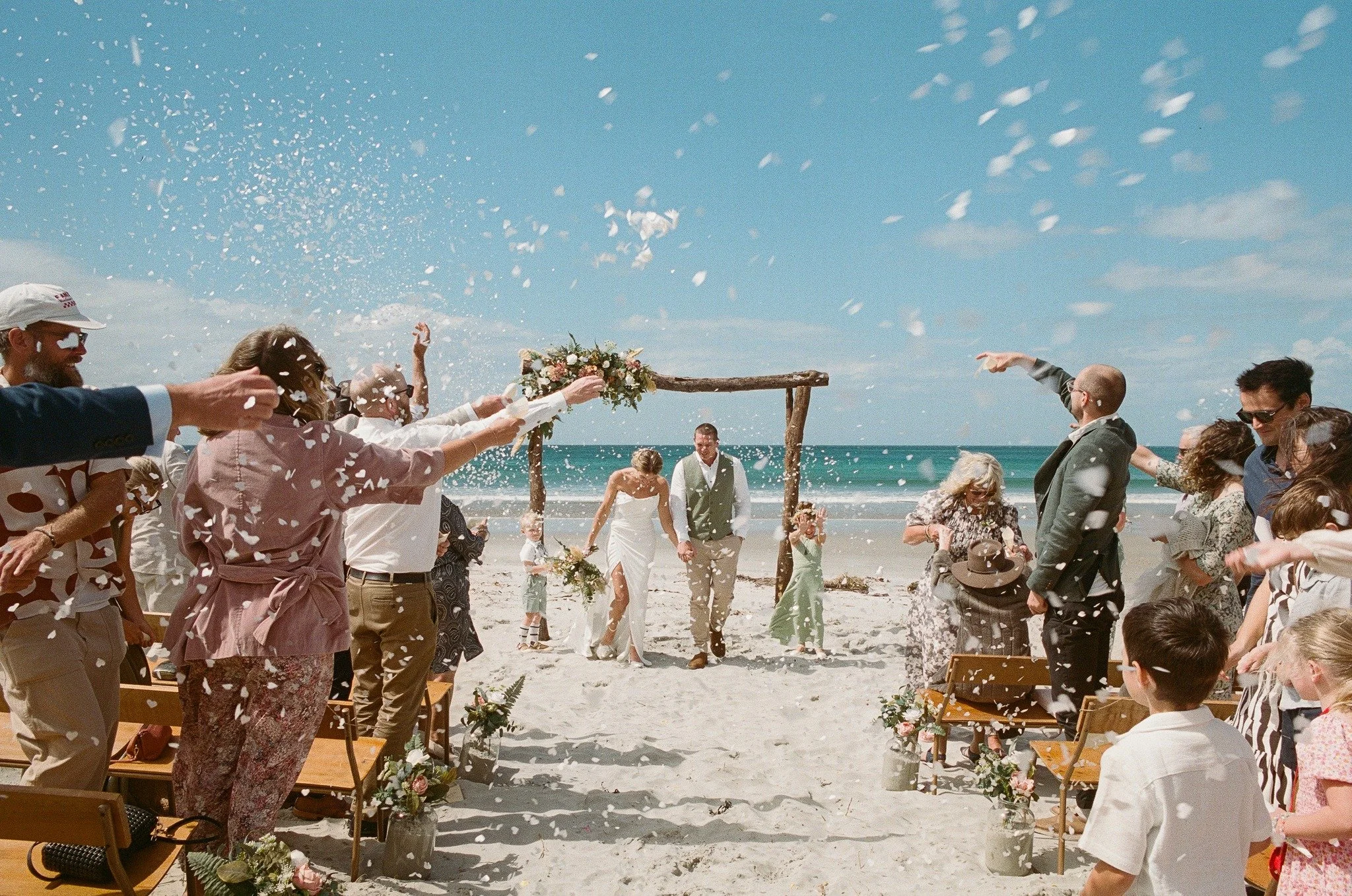 White sand, blue skies and your person beside you. What else really matters?

With Nicholls &amp; Co taking care of the details, you can be fully present for every moment. 🤍 

https://www.nichollsandco.com/

Captured by @run_in_the_shadows